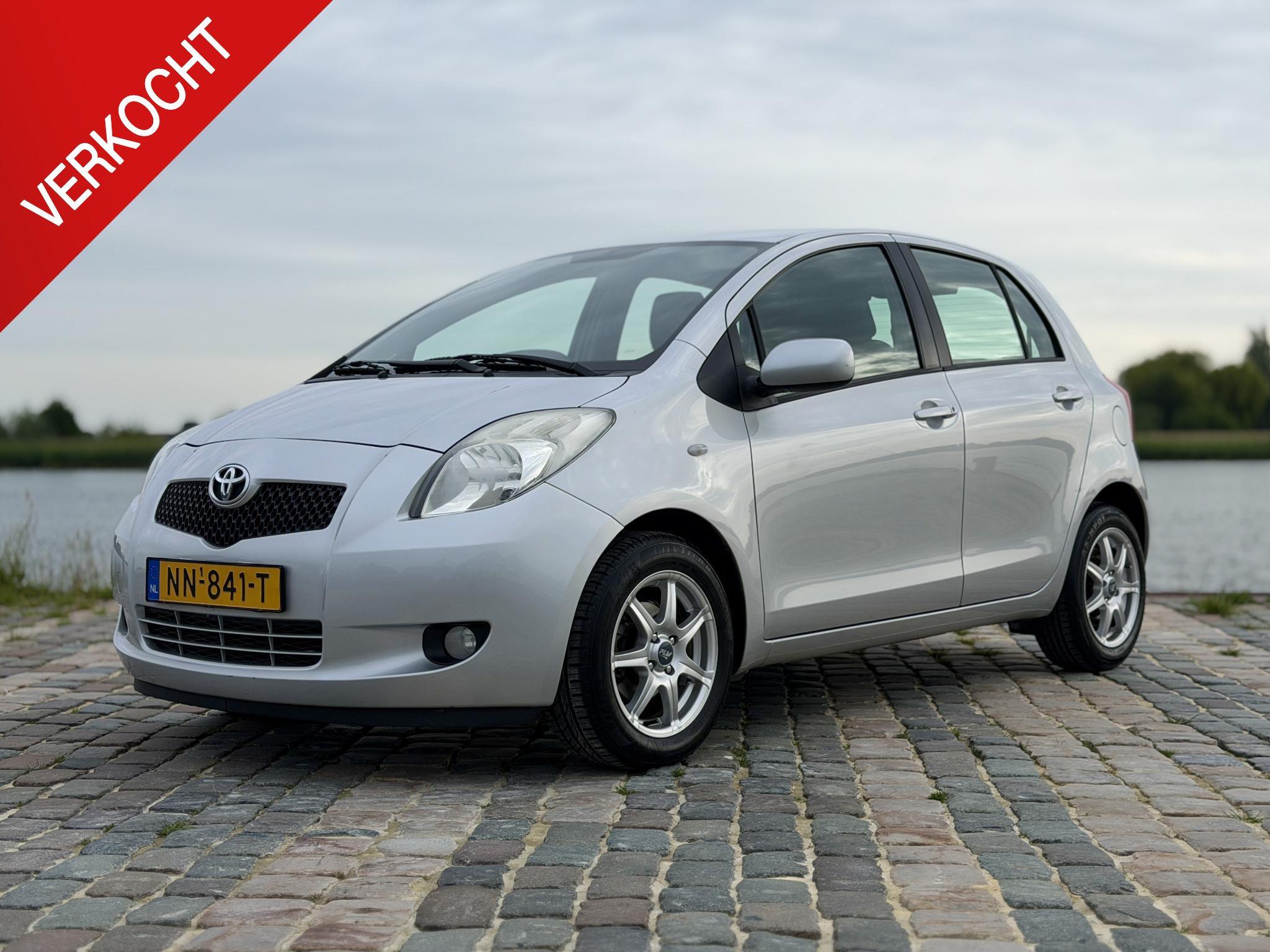 Toyota Toyota Yaris 1.3 VVTi Sol MMT|Automaat|Airco|LM velgen 15" 2007 - voorkant