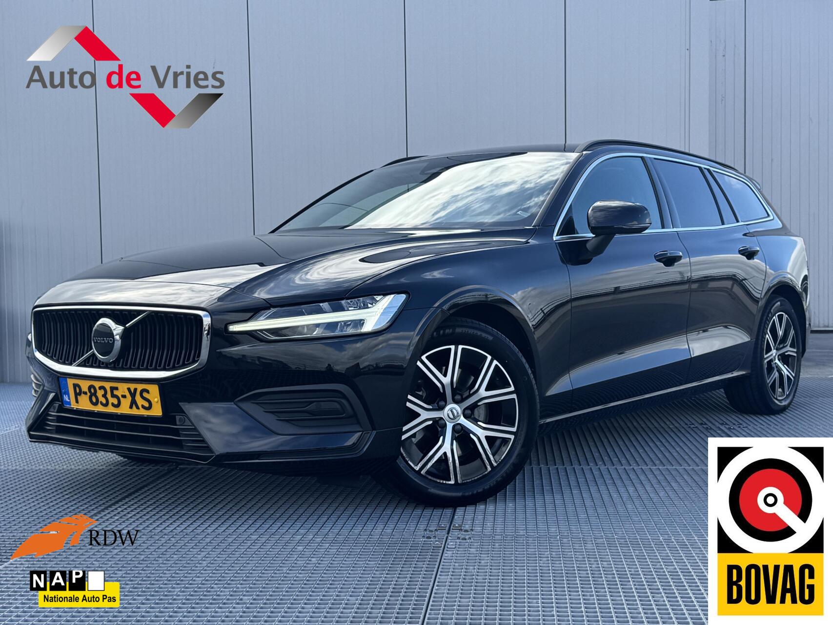 Volvo V60 2.0 B3 Core|Navi|NL-Auto|Adaptive Cruise|LED 2022 - voorkant