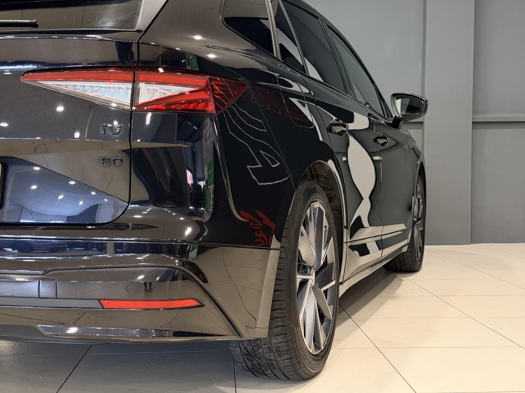 Foto van Skoda Enyaq 80