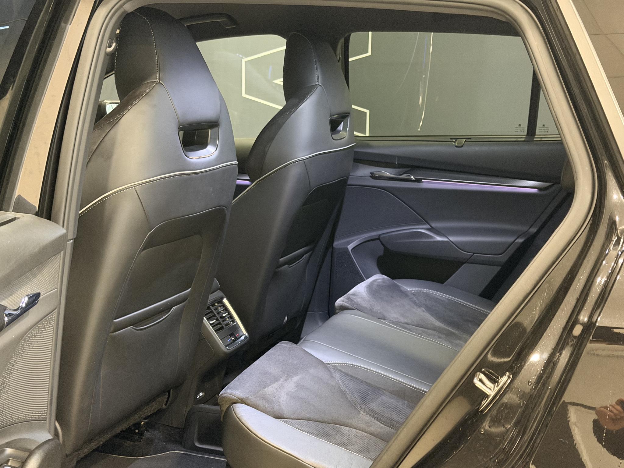 Foto van Skoda Enyaq 80
