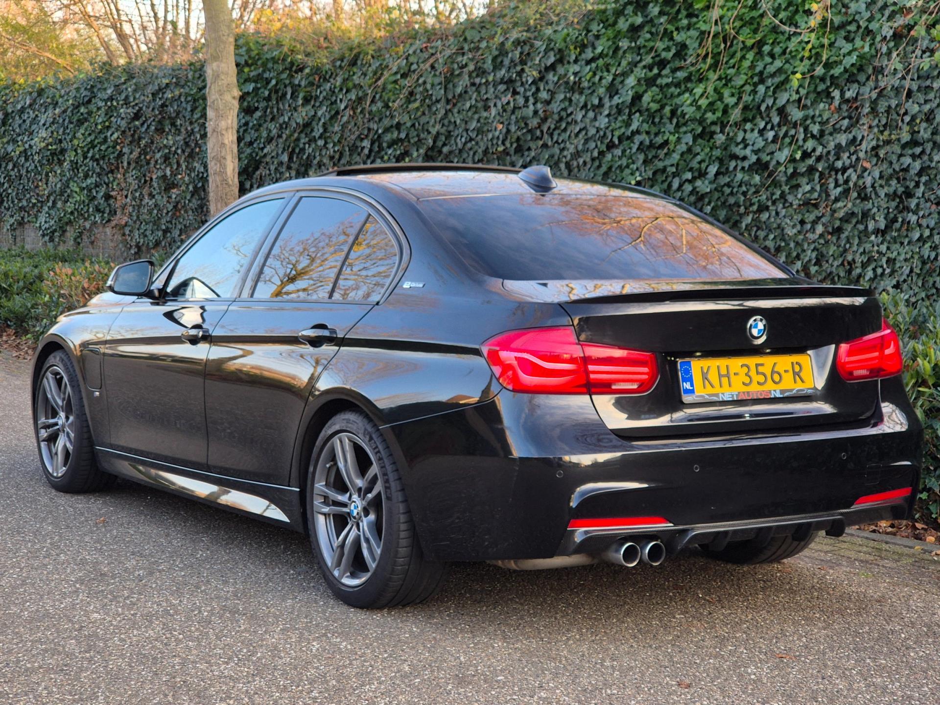 Foto van BMW 330e Iperformance