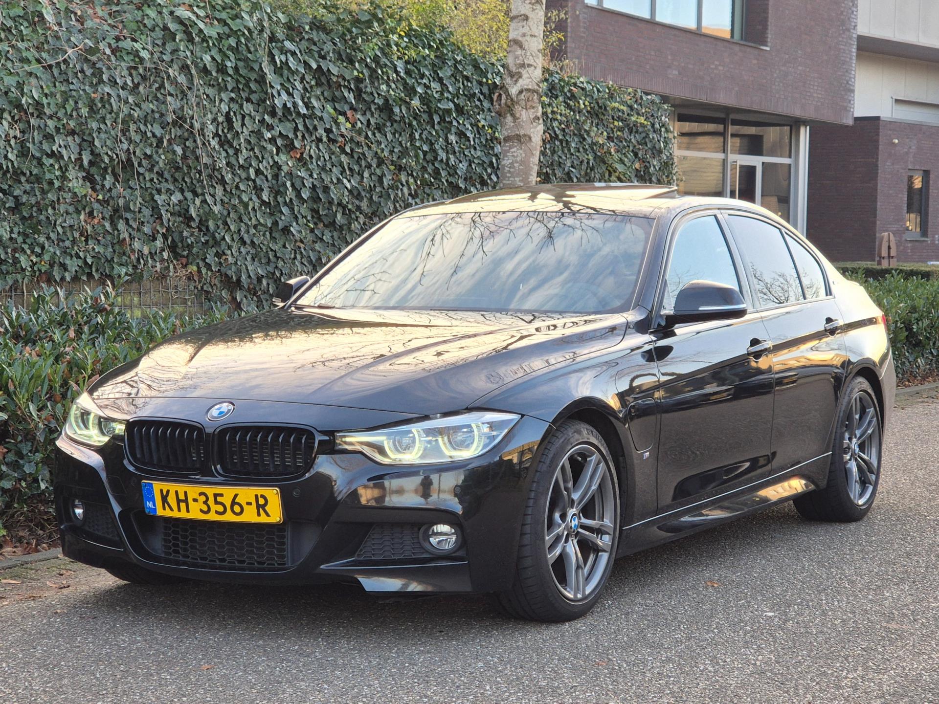 Foto van BMW 330e Iperformance