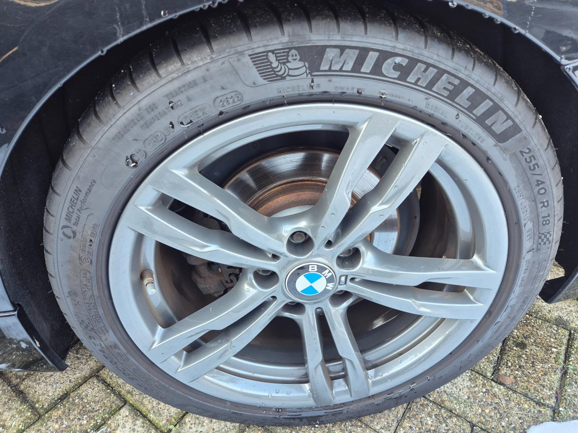 Foto van BMW 330e Iperformance