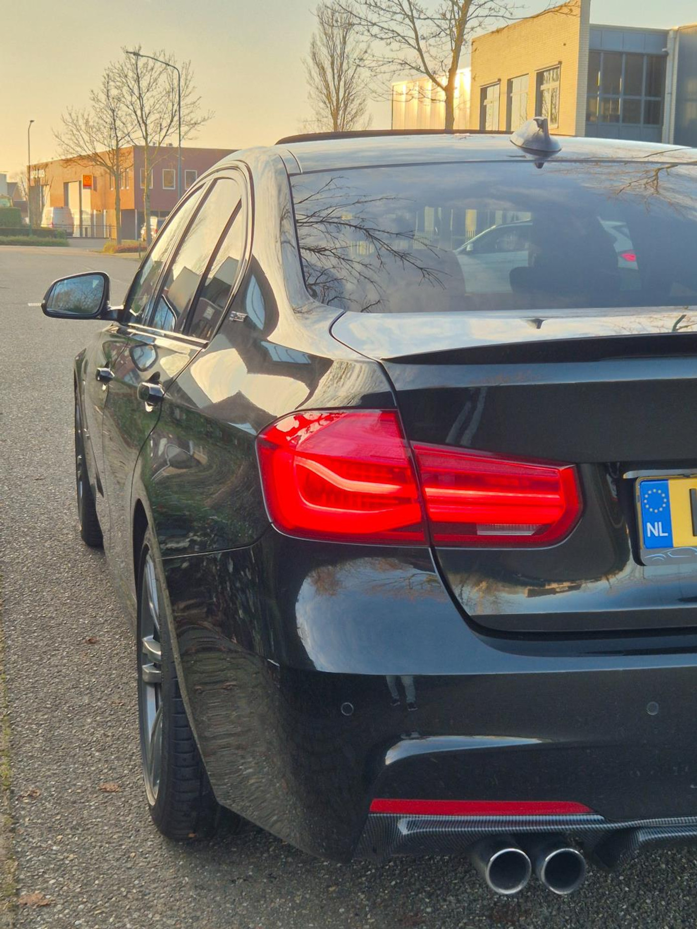Foto van BMW 330e Iperformance