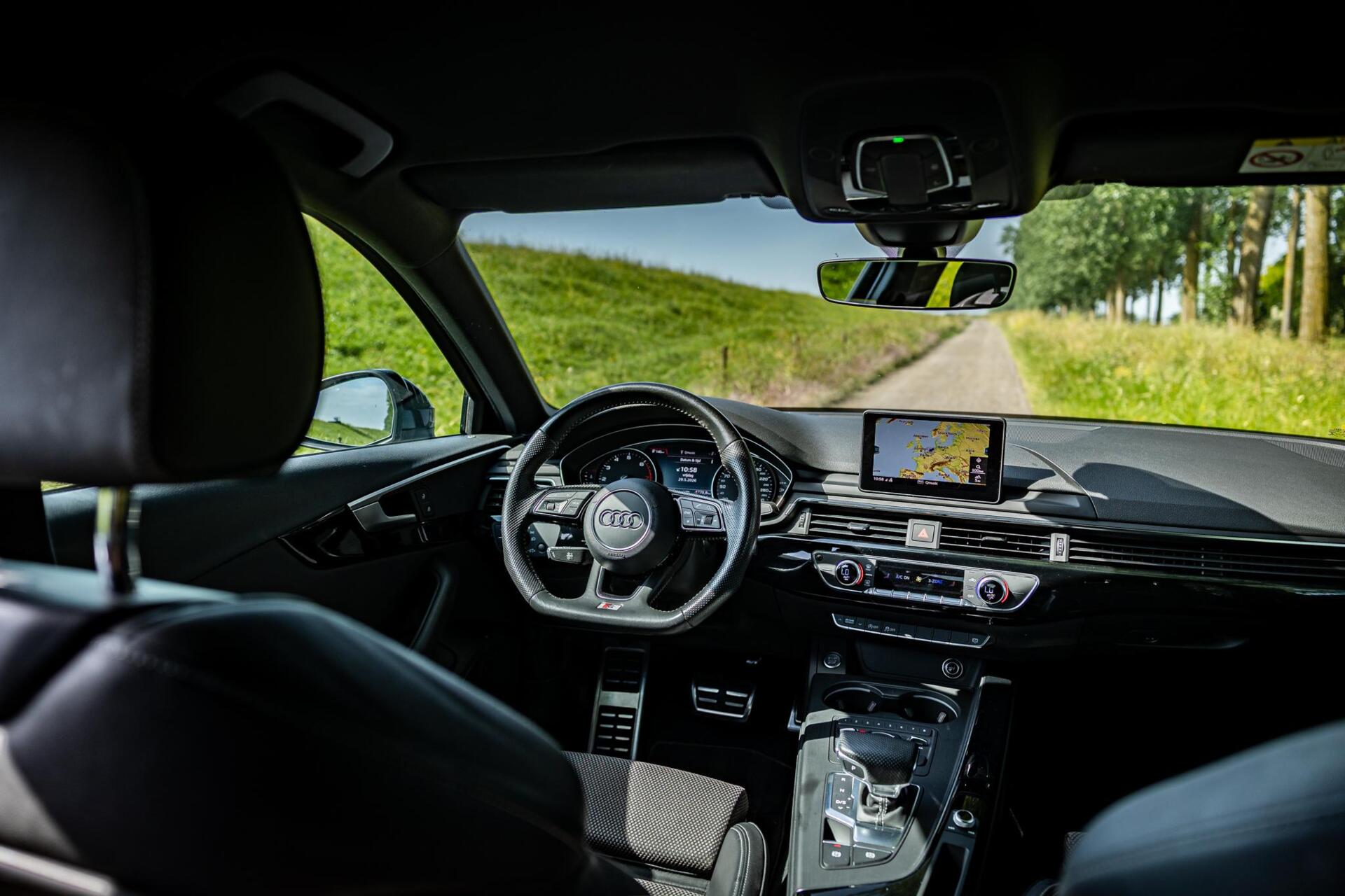 Foto van Audi A4 Limousine