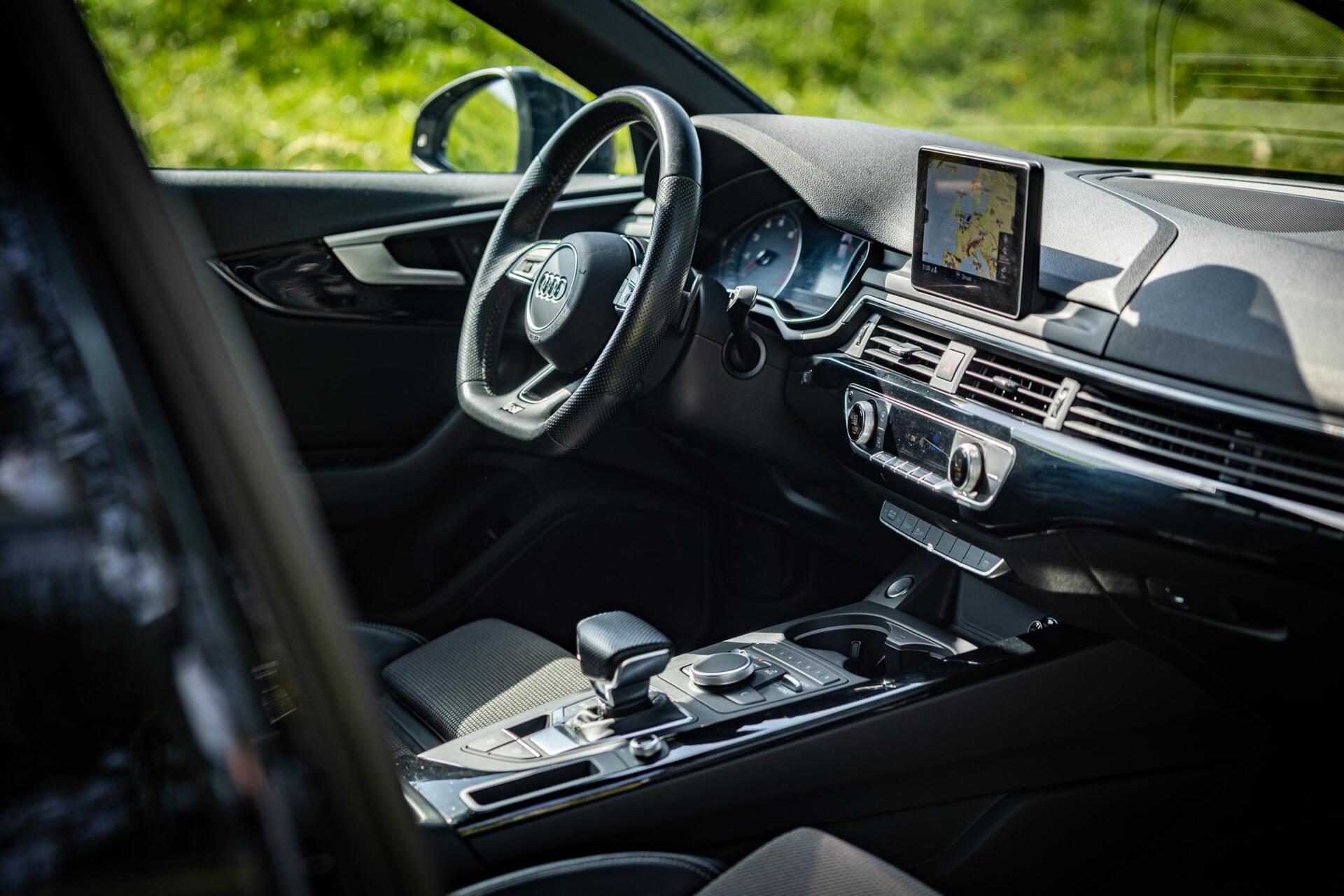 Foto van Audi A4 Limousine