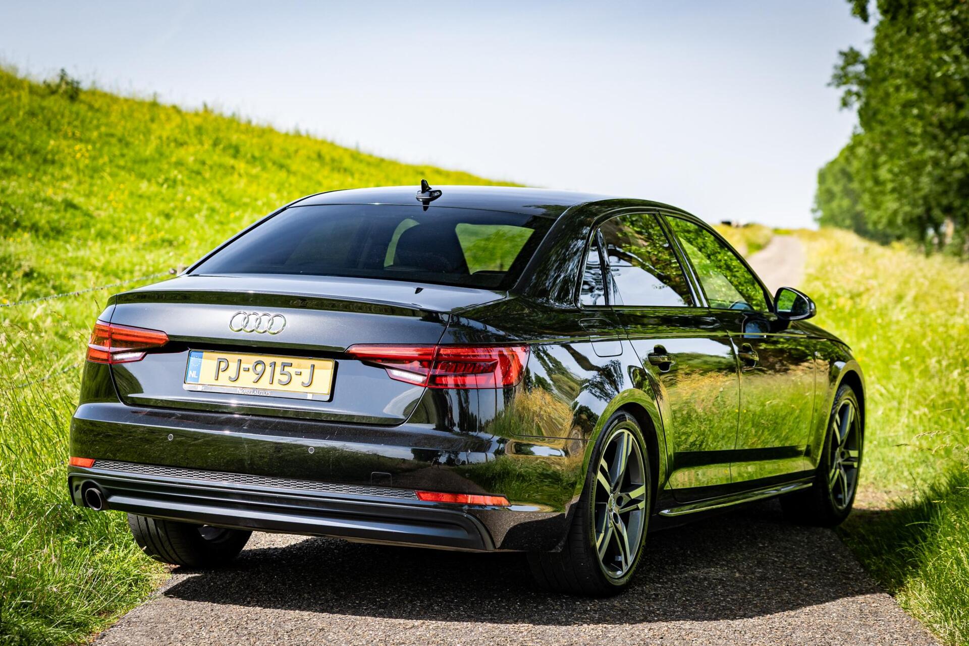 Foto van Audi A4 Limousine