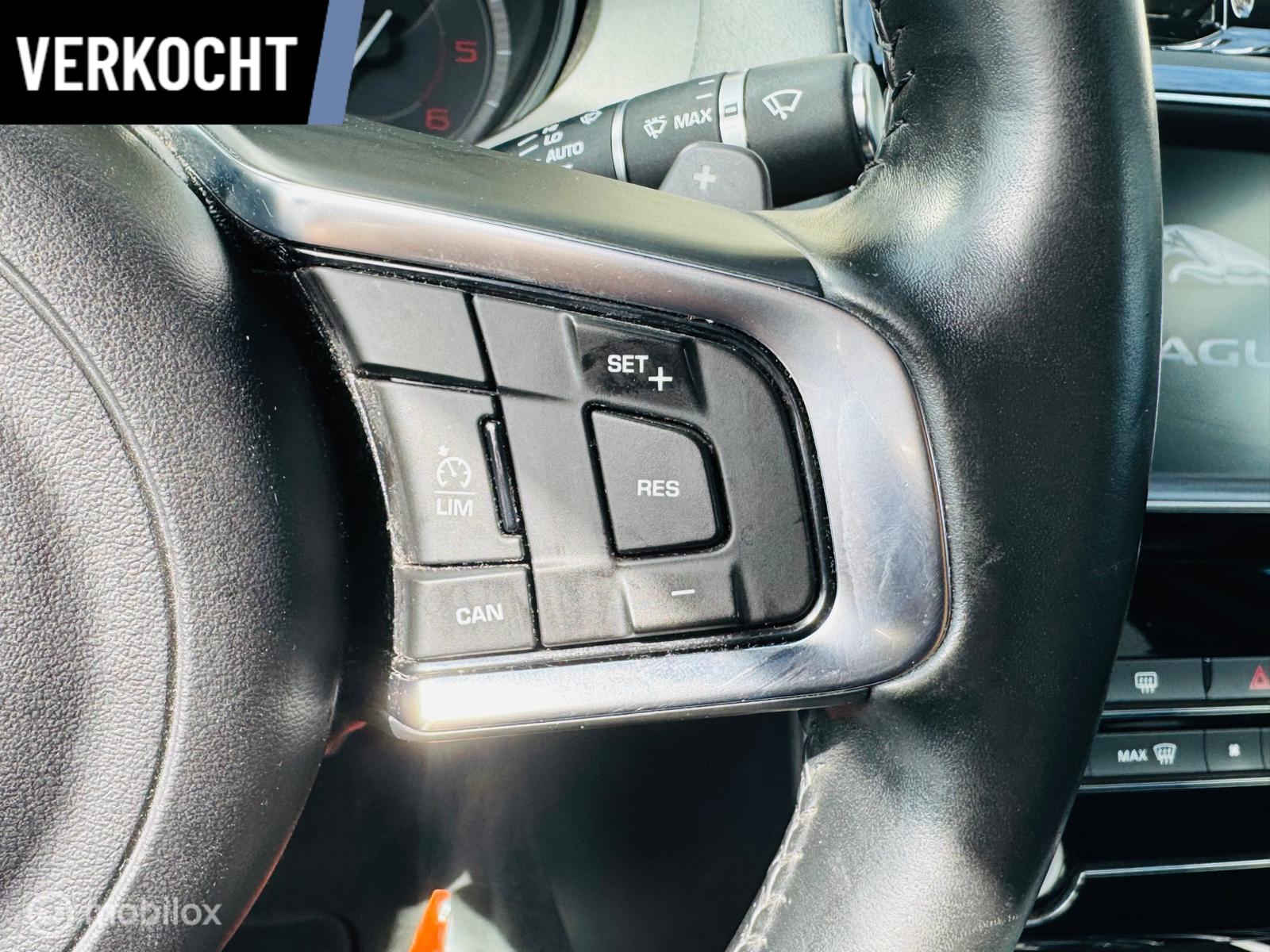 Foto van Jaguar Xe