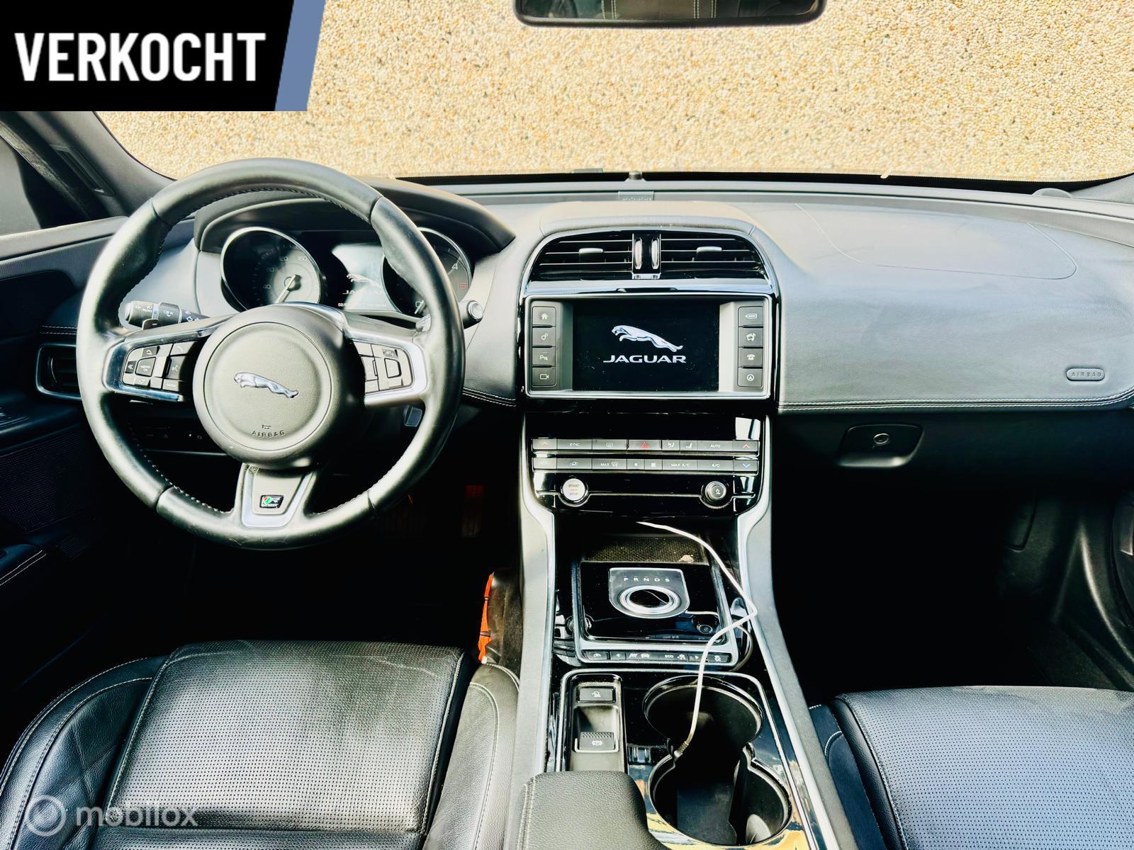 Foto van Jaguar Xe