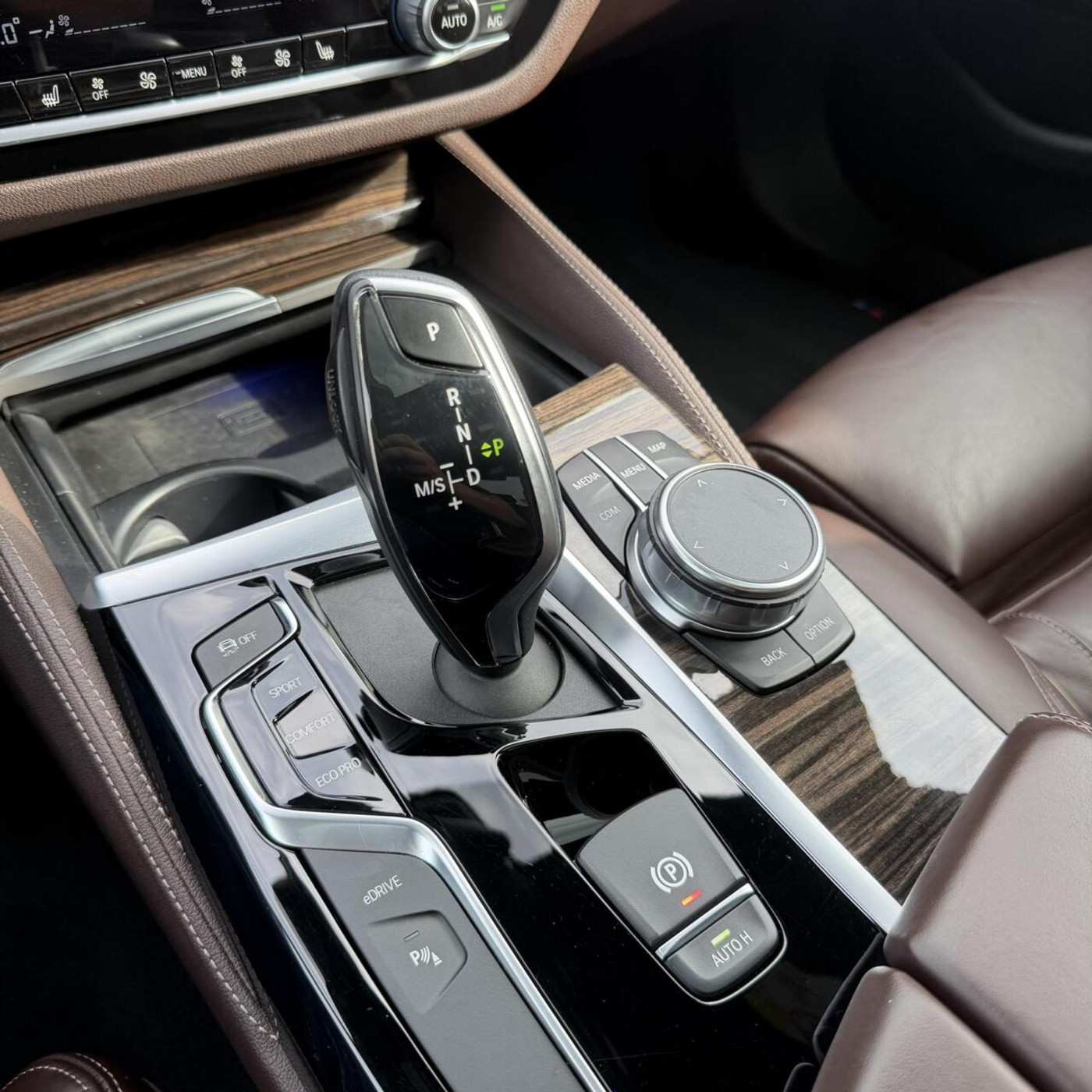 Foto van BMW 530e xDrive Iperformance