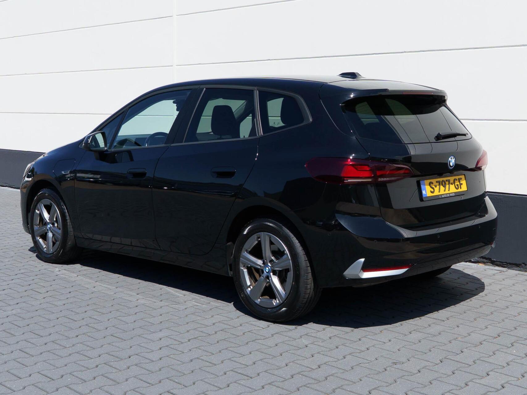 Foto van BMW 225e xDrive Active Tourer
