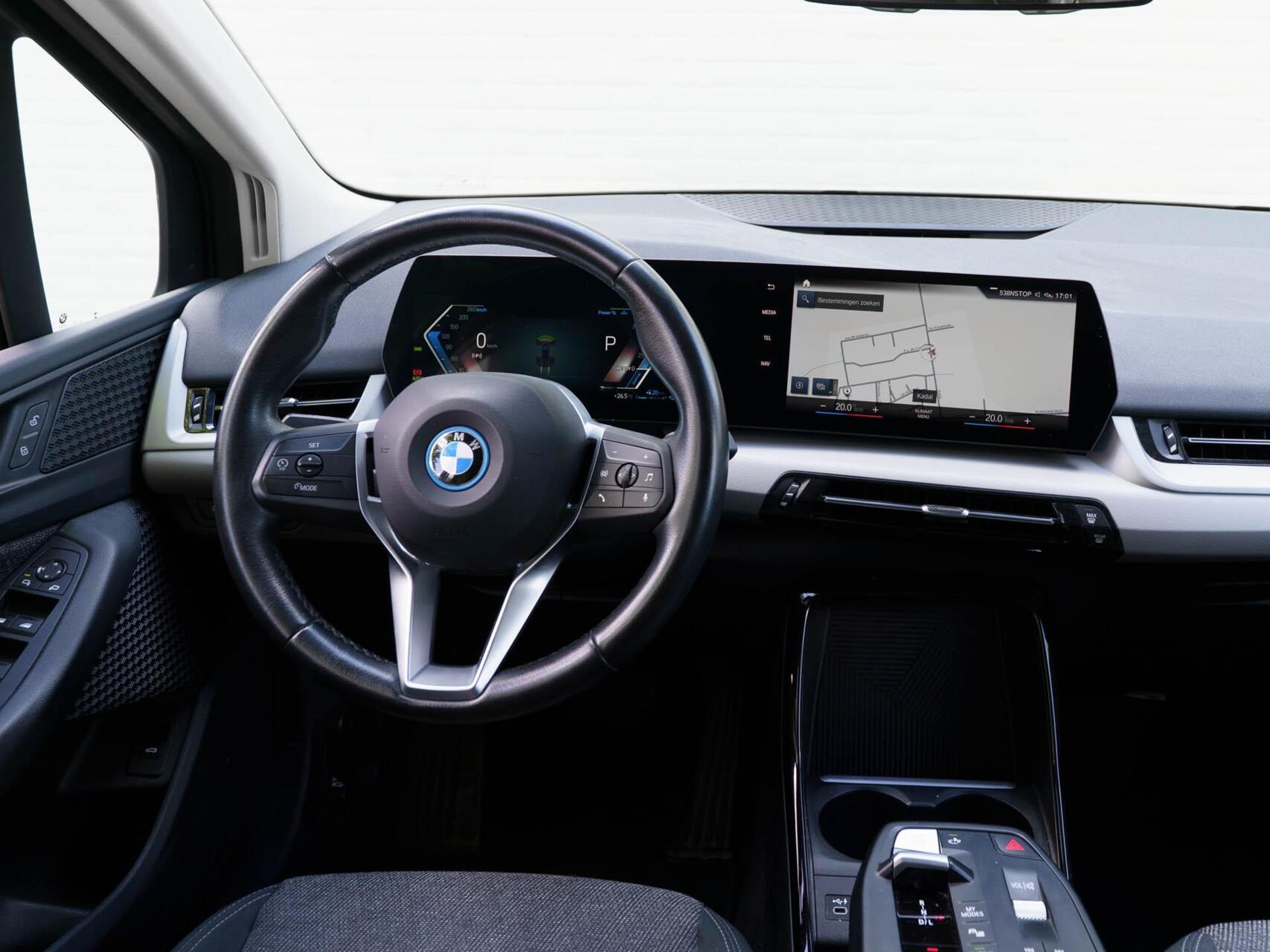 Foto van BMW 225e xDrive Active Tourer
