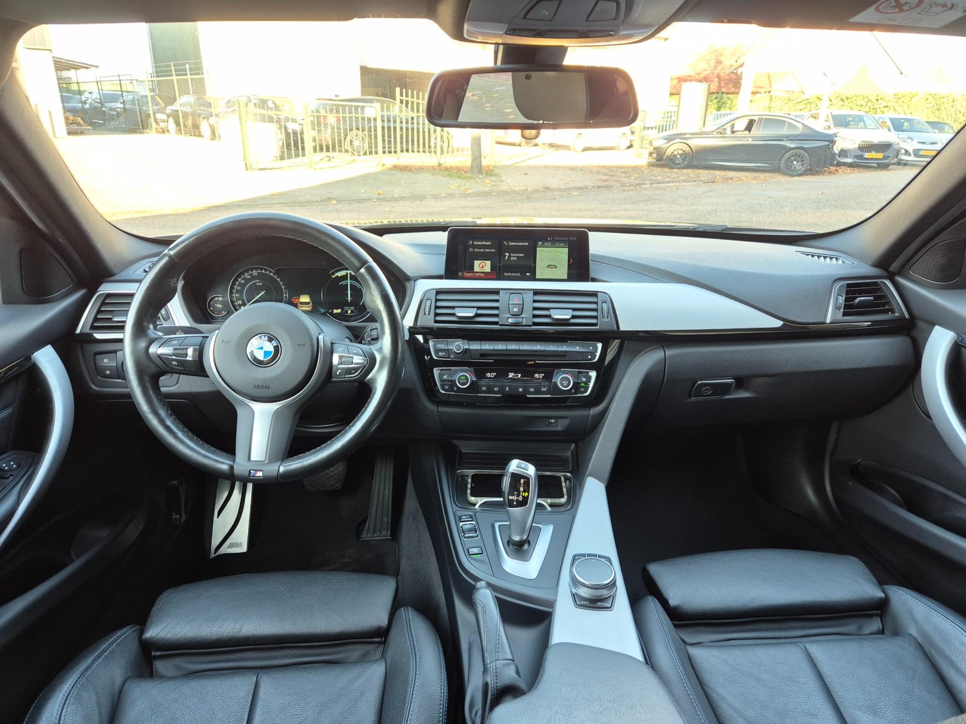 Foto van BMW 320i xDrive