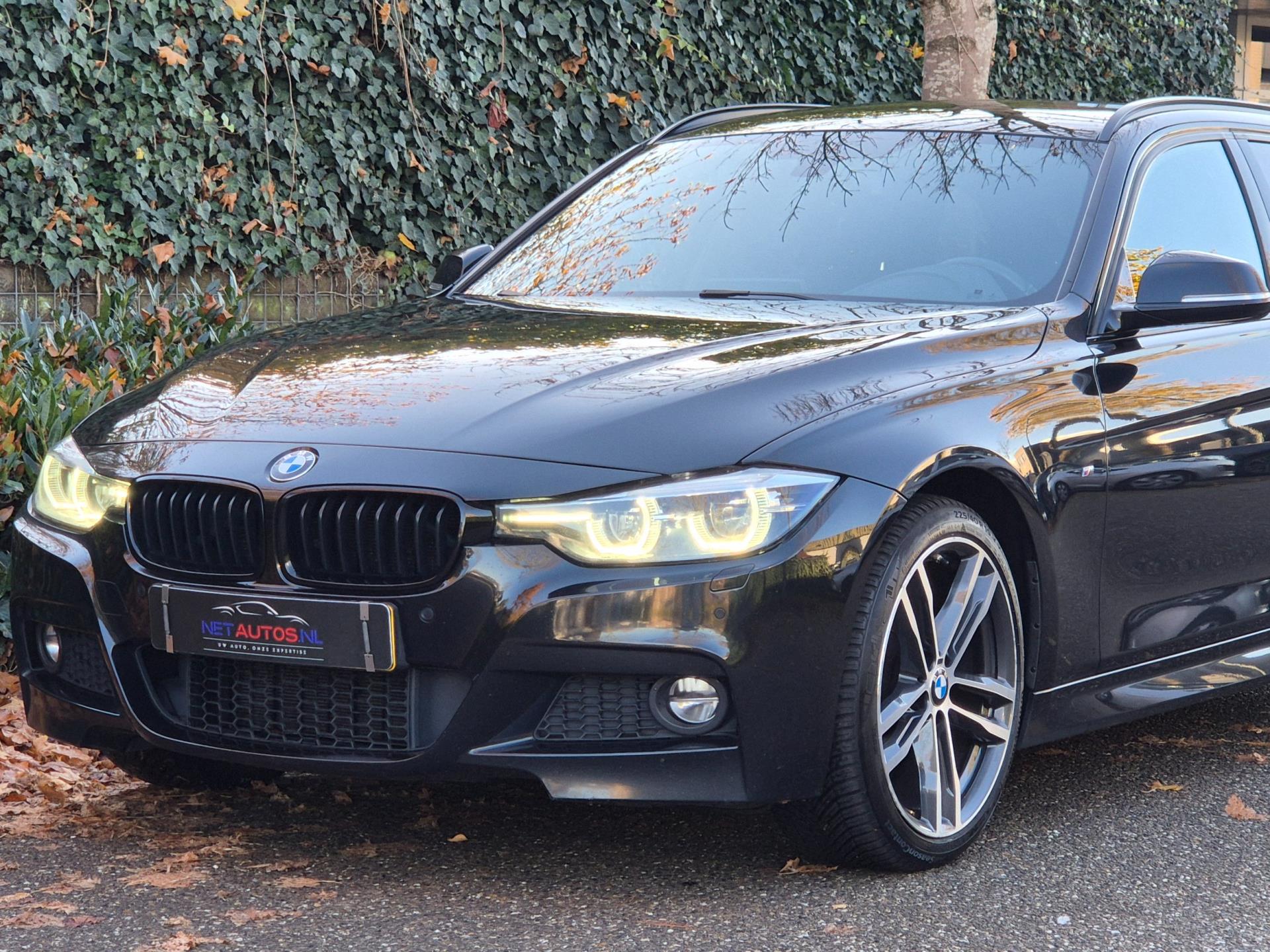 Foto van BMW 320i xDrive