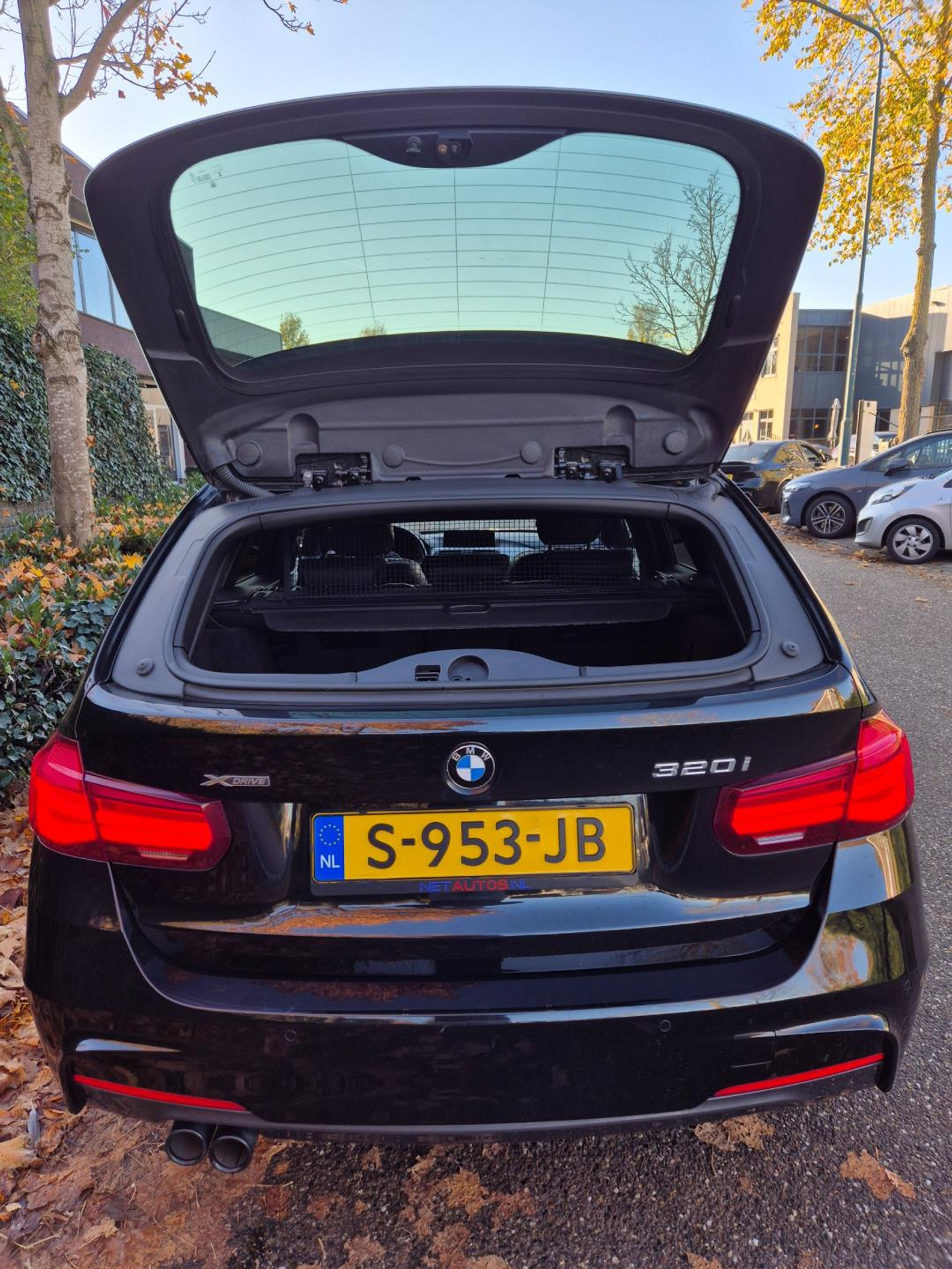 Foto van BMW 320i xDrive
