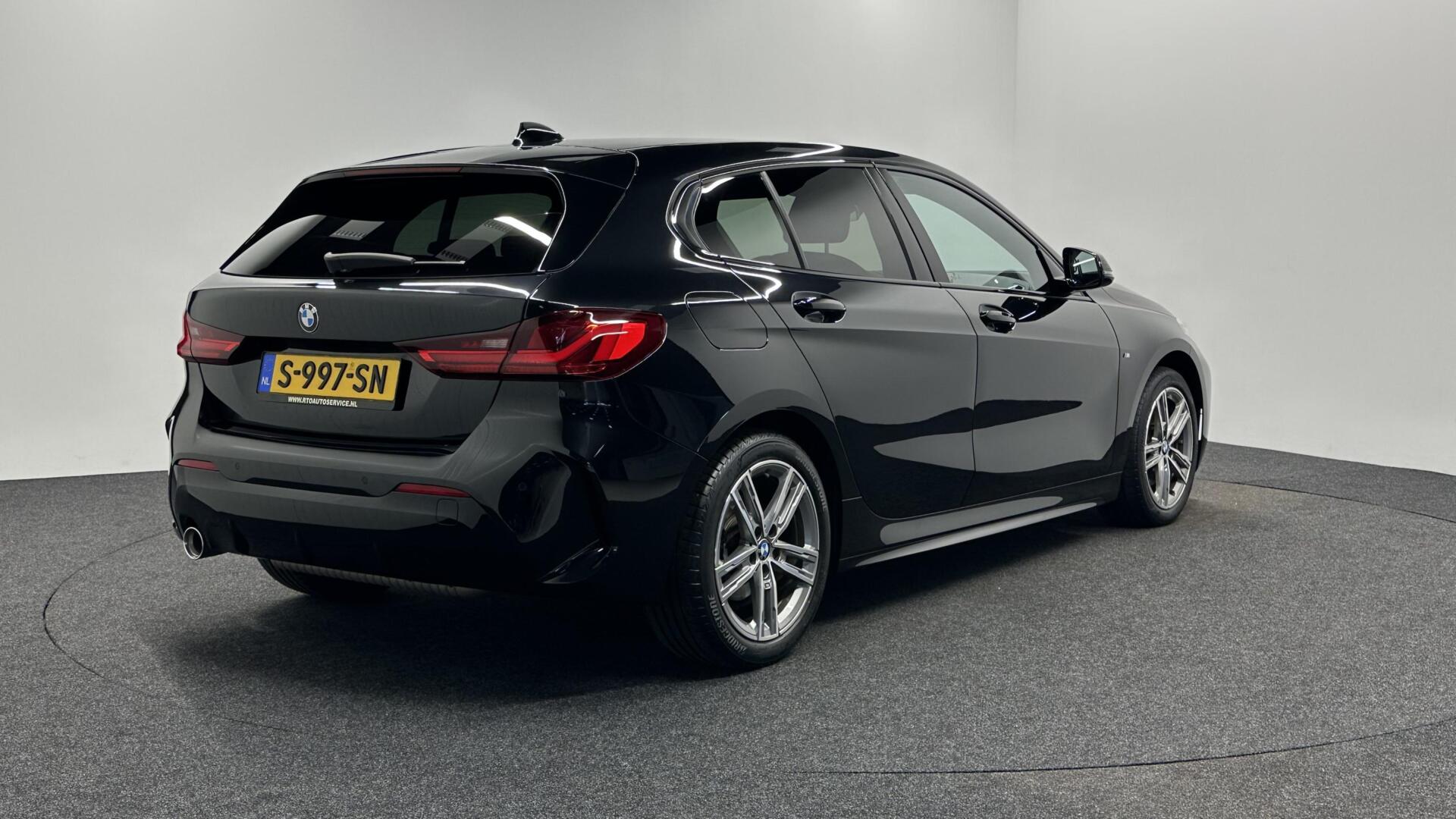 Foto van BMW 118i