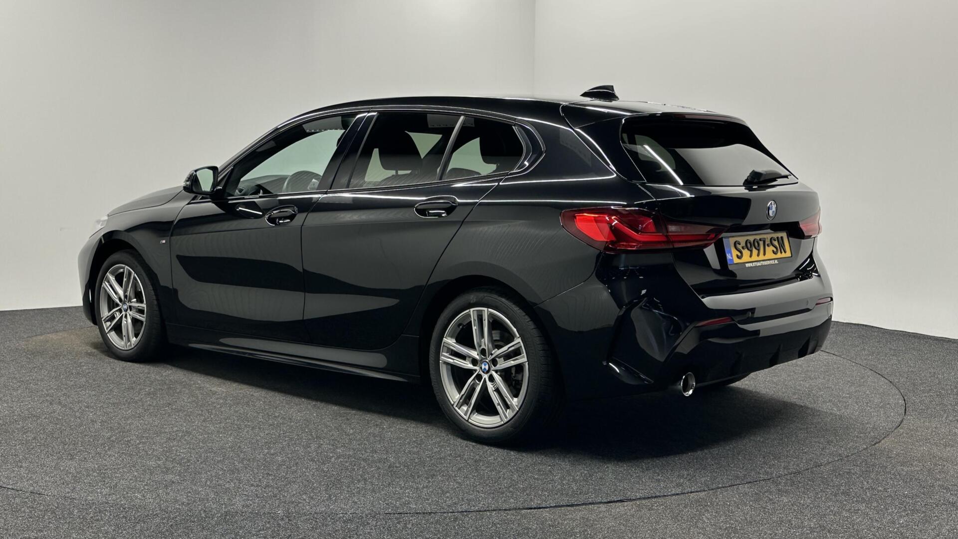 Foto van BMW 118i