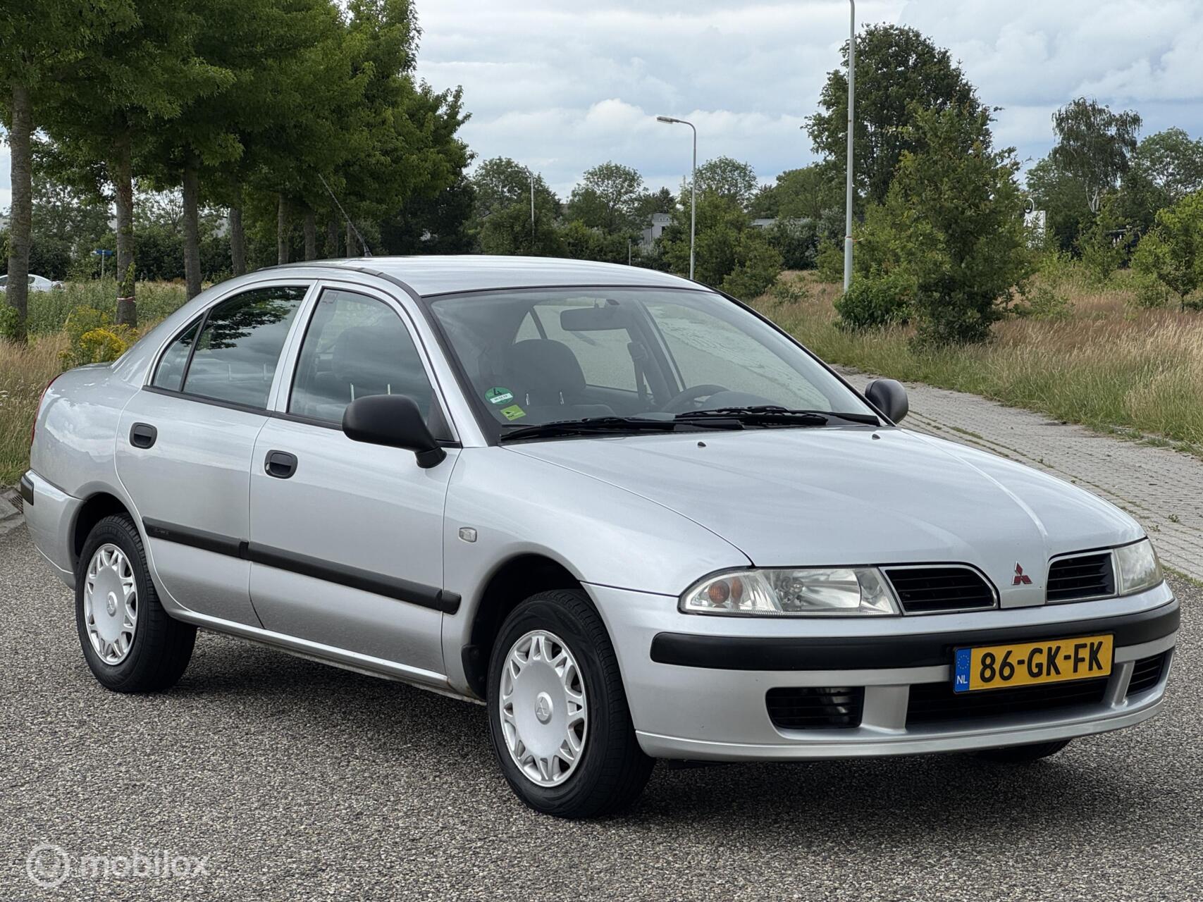 Foto van Mitsubishi Carisma