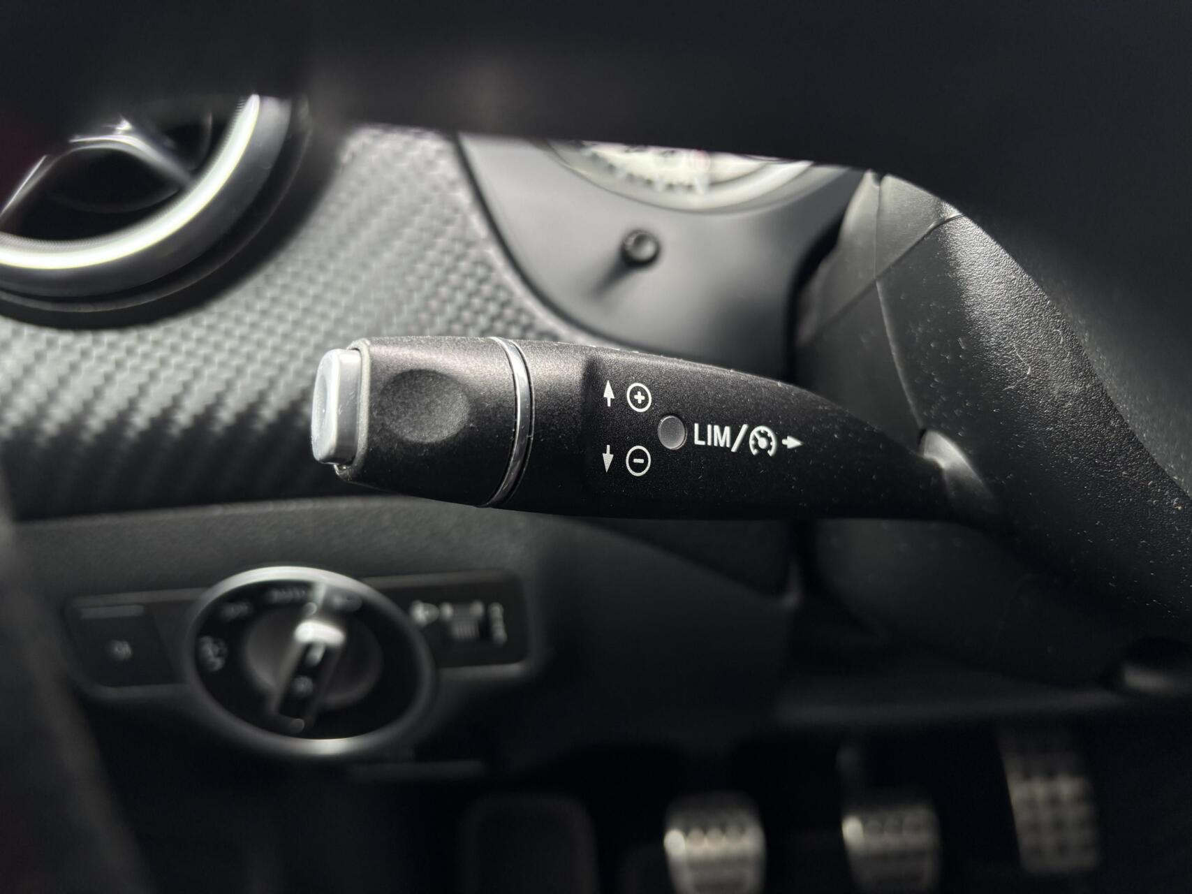 Foto van Mercedes-Benz A 200