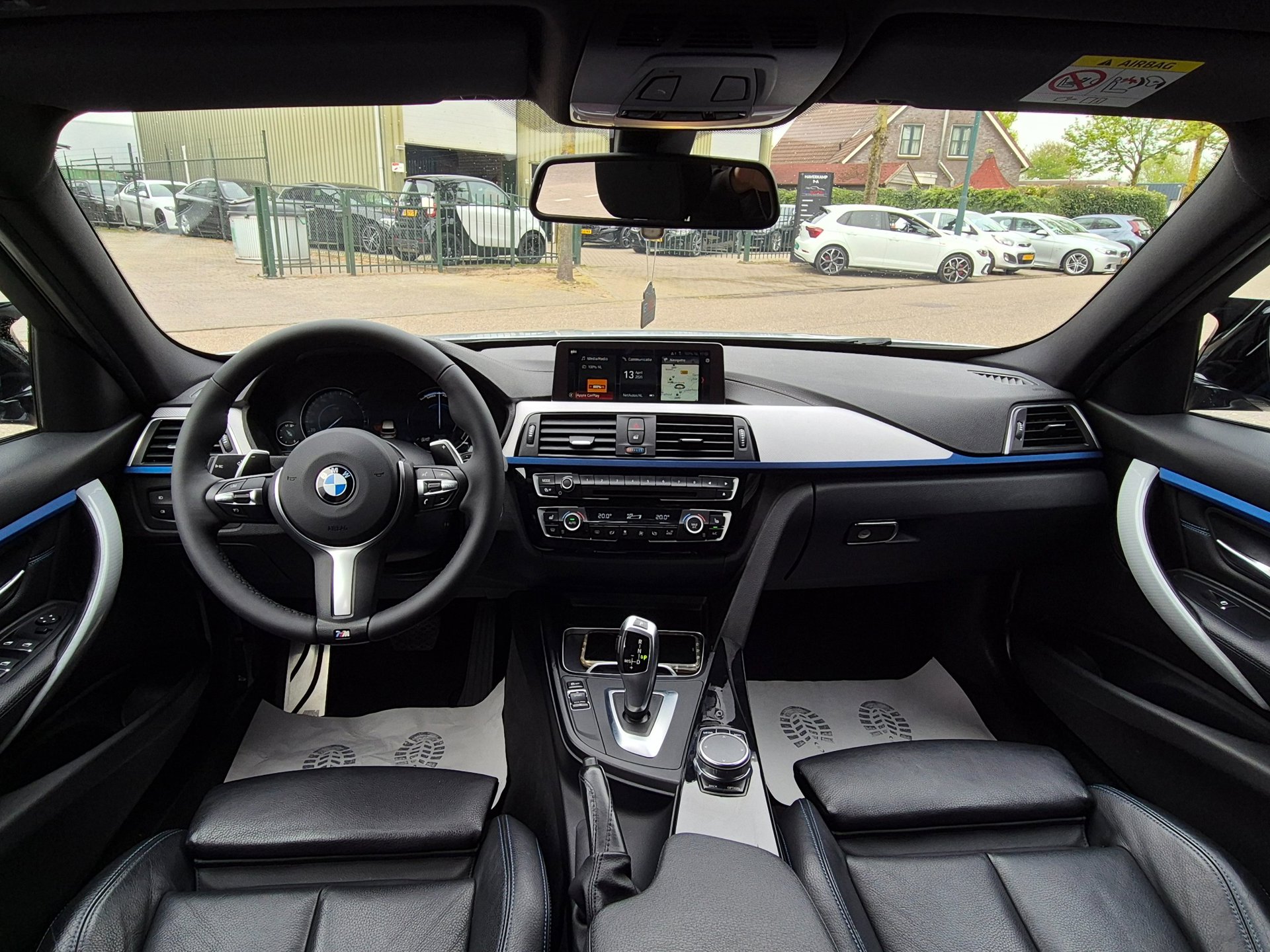 Foto van BMW 318i