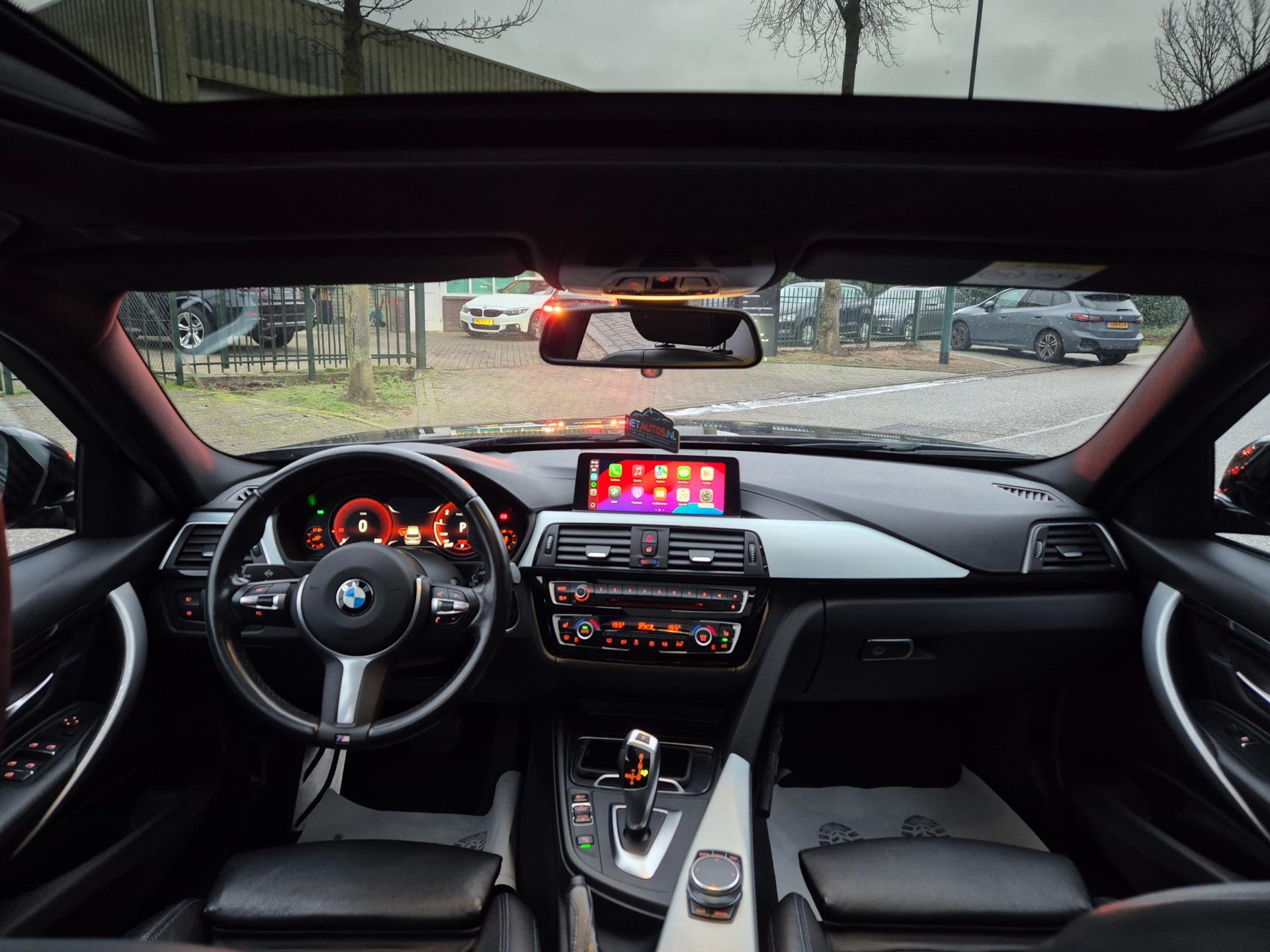Foto van BMW 318i
