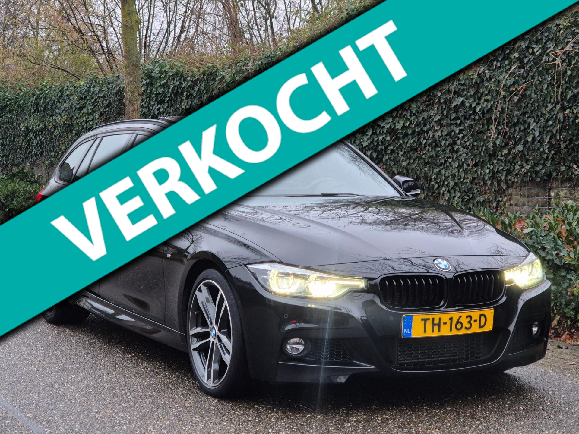 BMW 318i Shadow Executive Edition NAP Nbt Evo 2018 - voorkant
