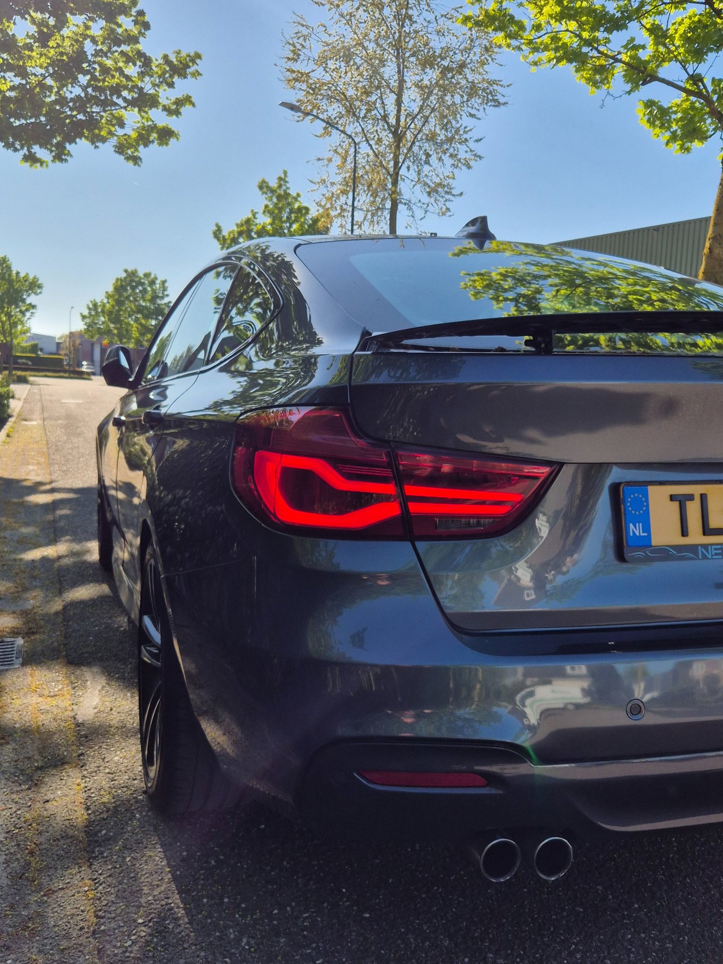 Foto van BMW 320i