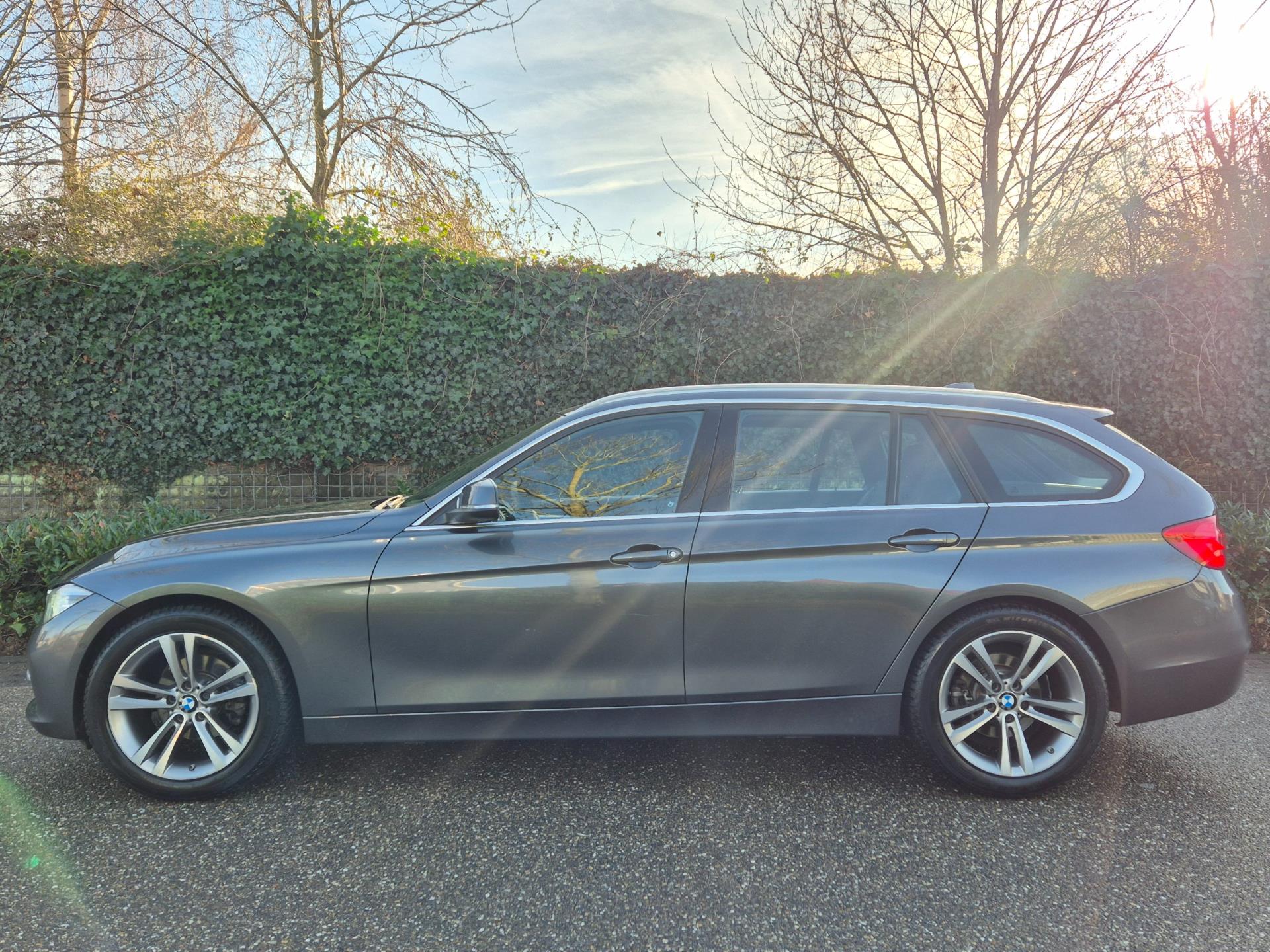 Foto van BMW 320i