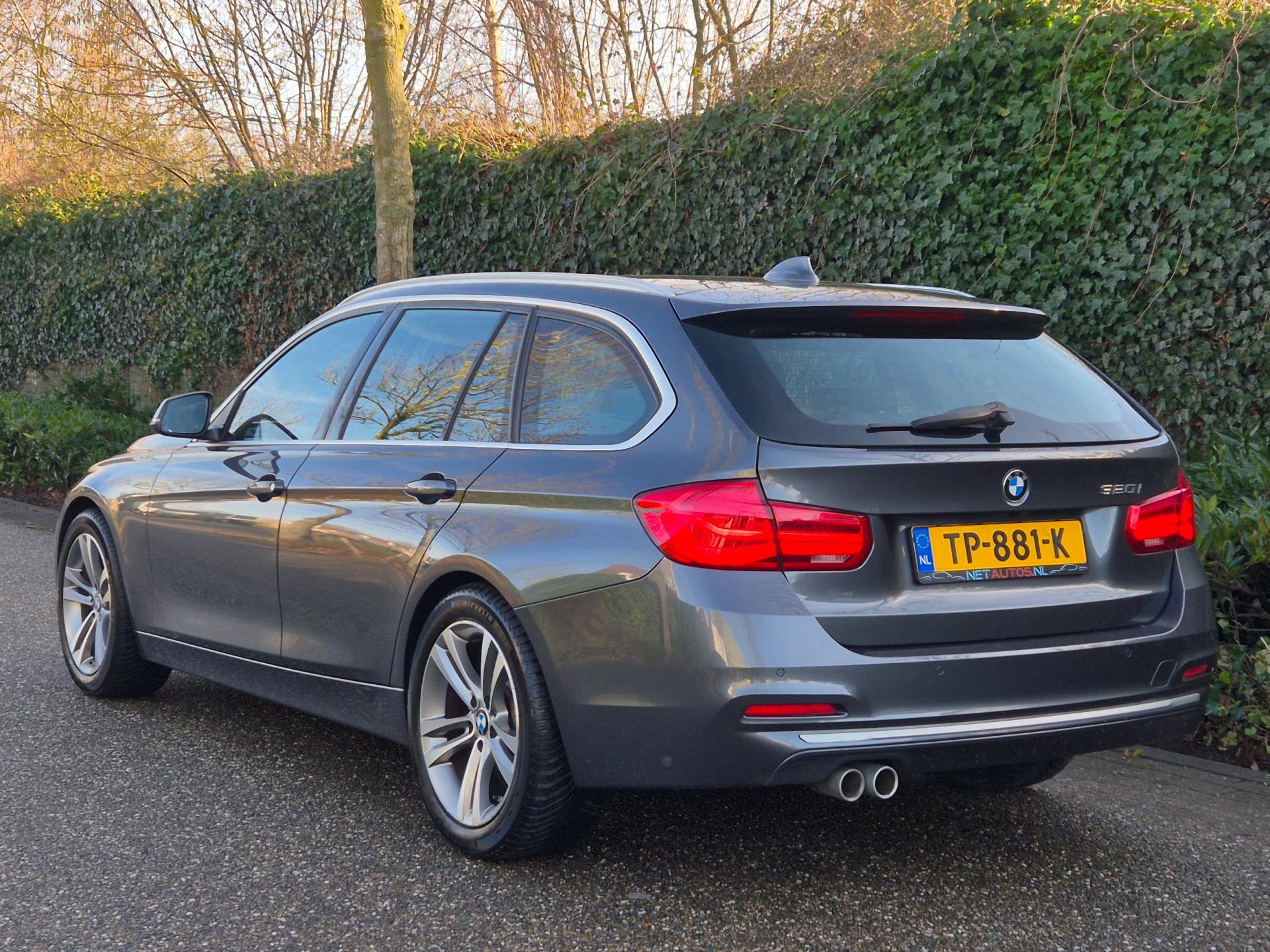 Foto van BMW 320i