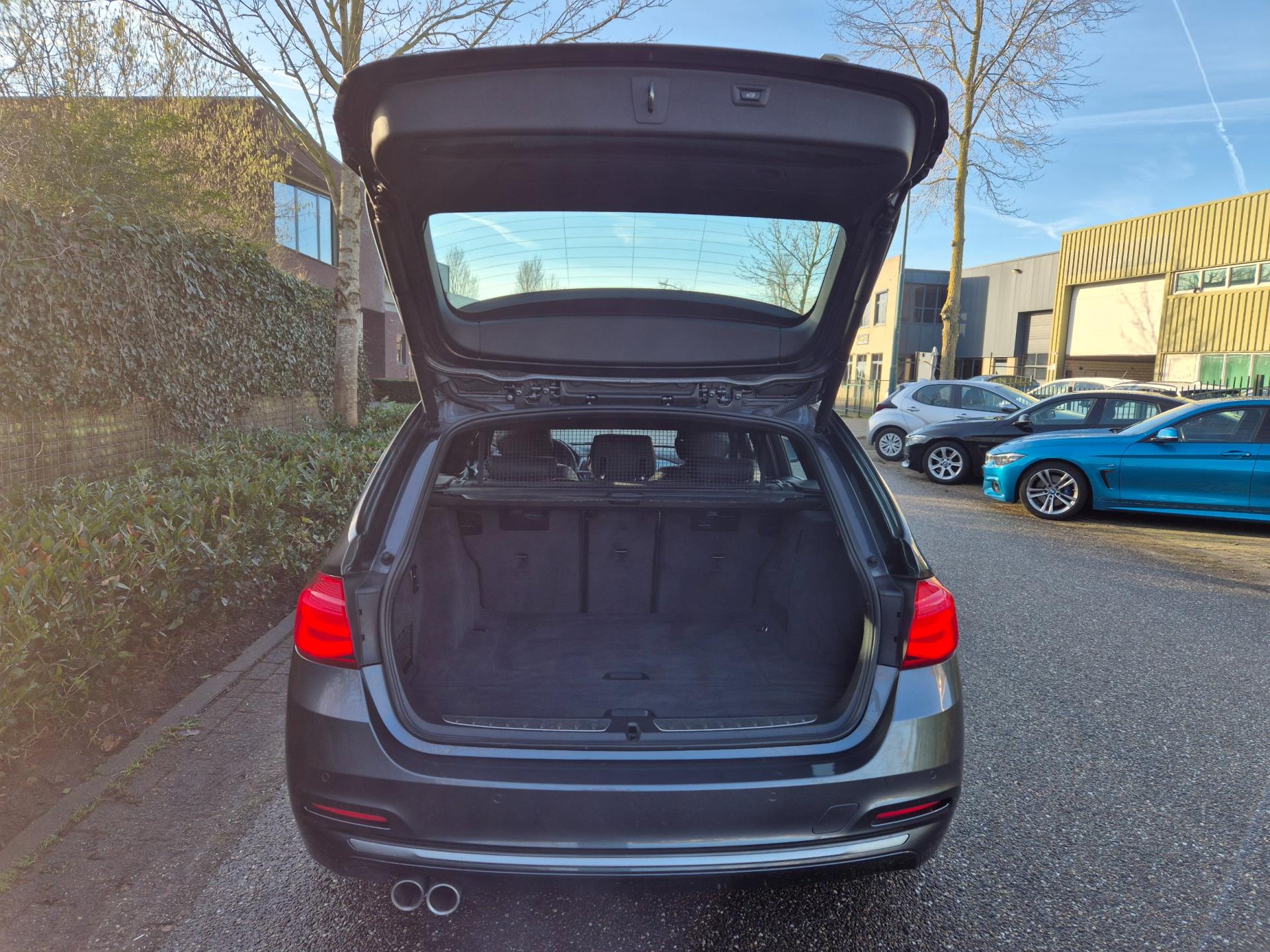 Foto van BMW 320i