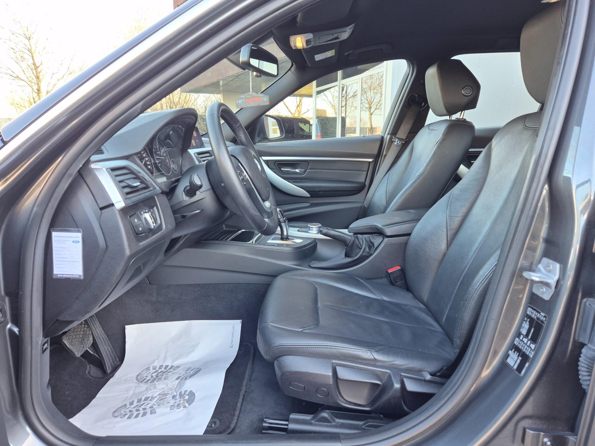 Foto van BMW 320i