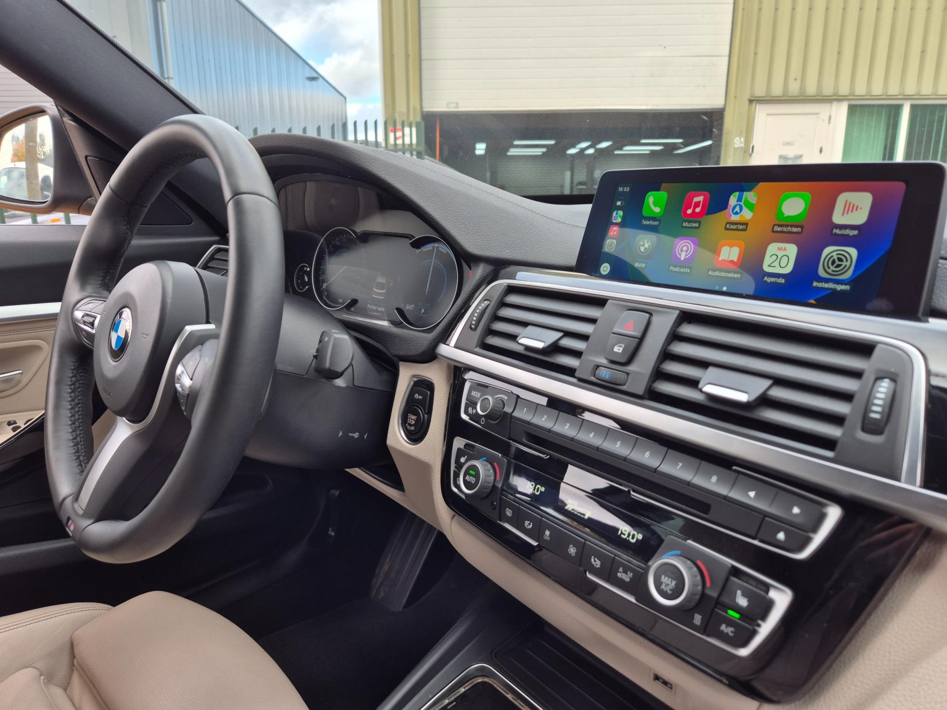 Foto van BMW 320i
