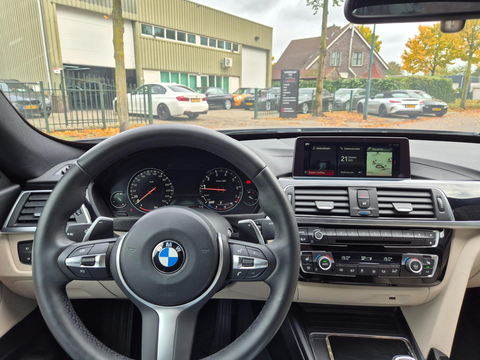 Foto van BMW 320i