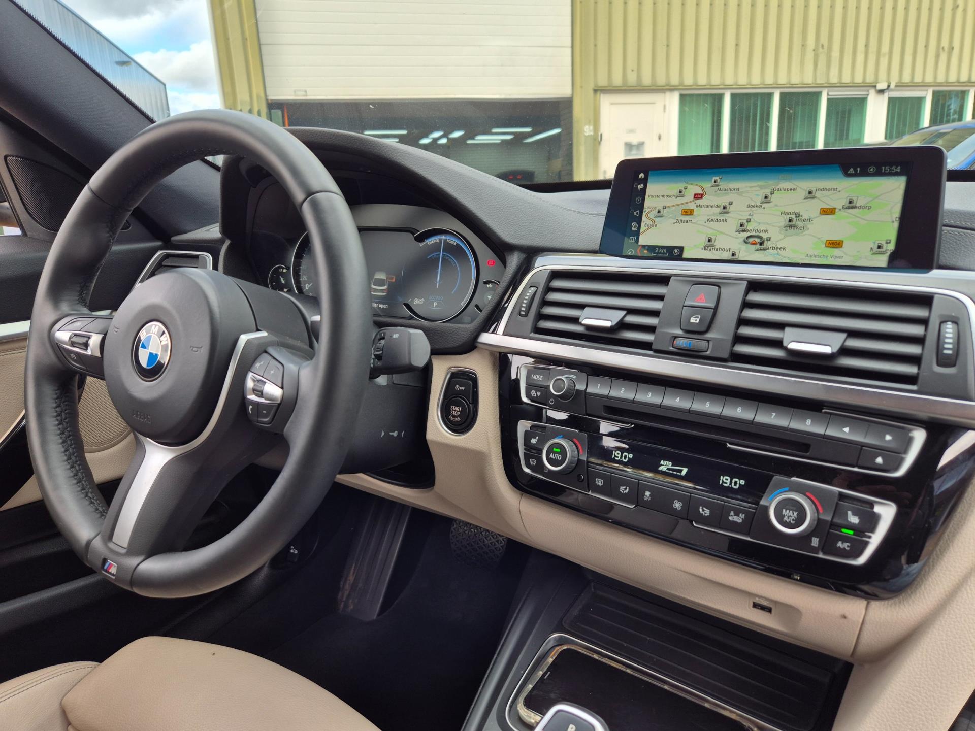 Foto van BMW 320i