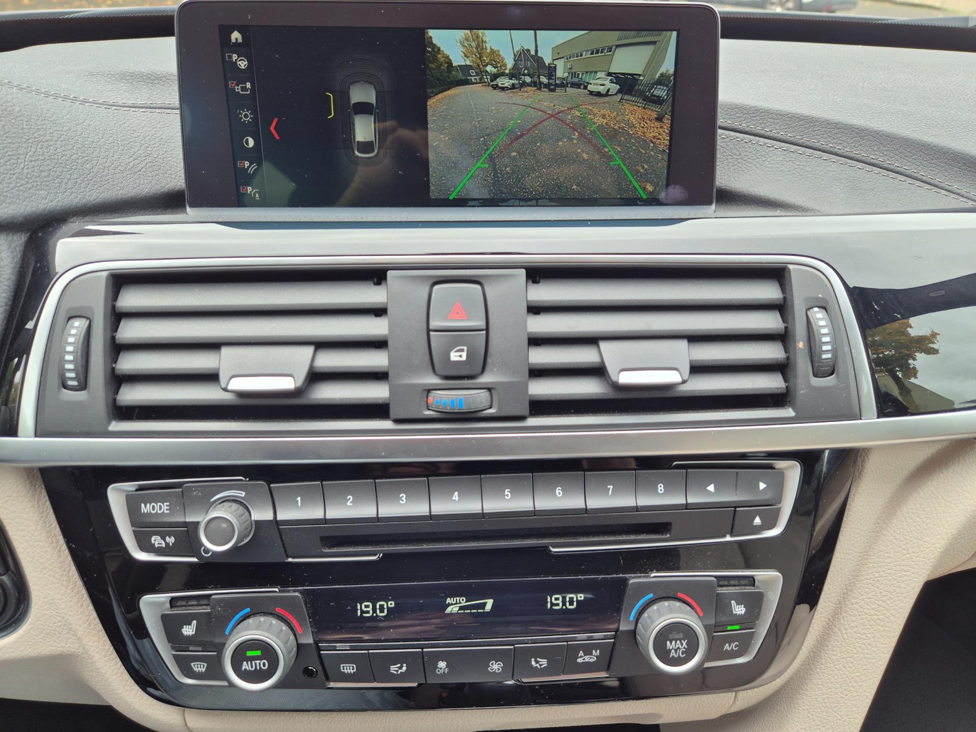 Foto van BMW 320i