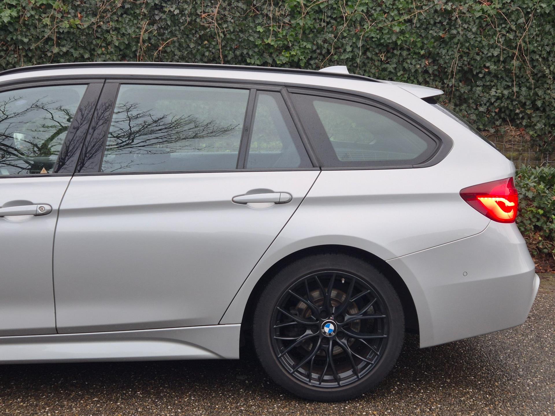 Foto van BMW 320i