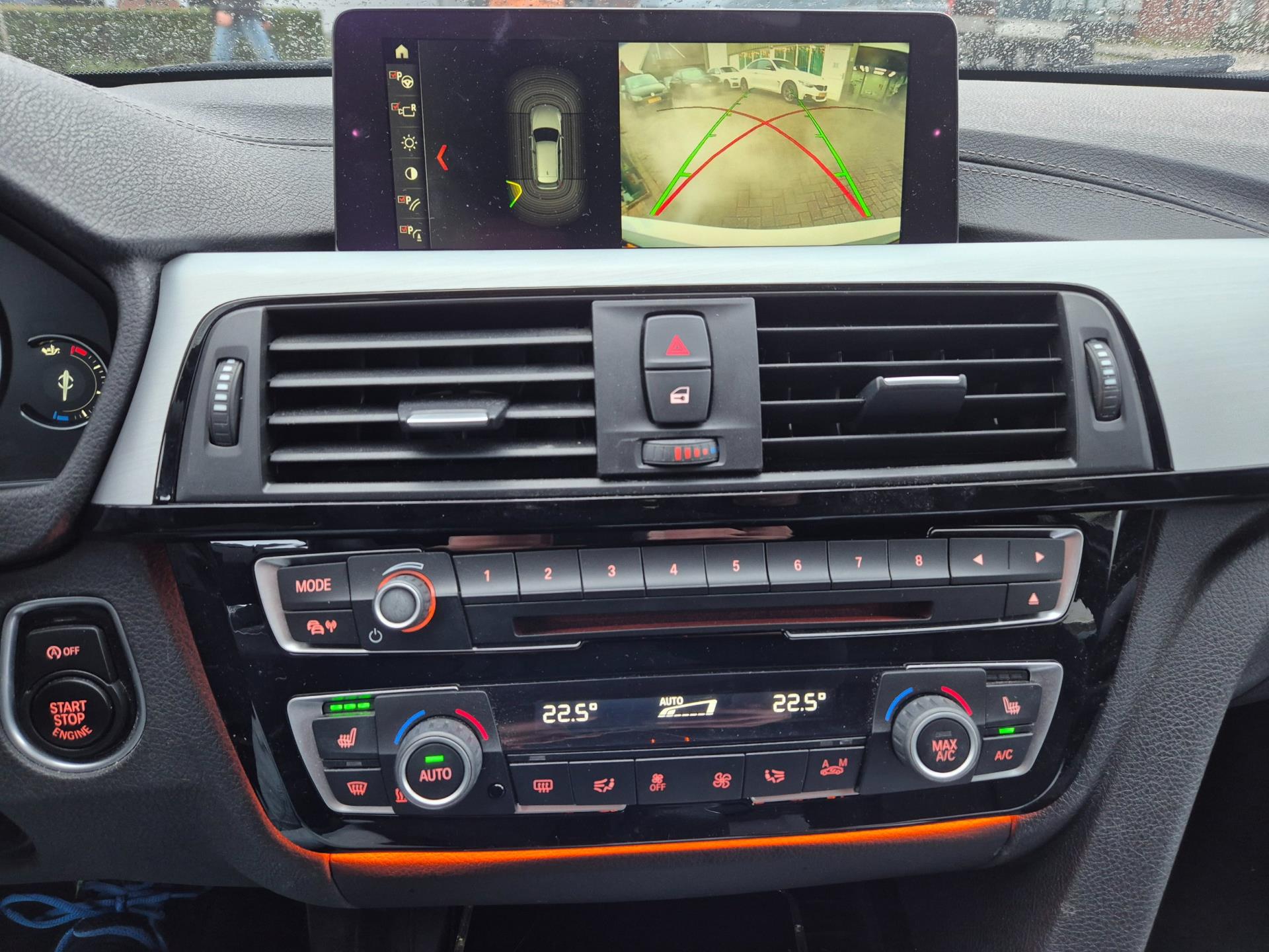 Foto van BMW 320i