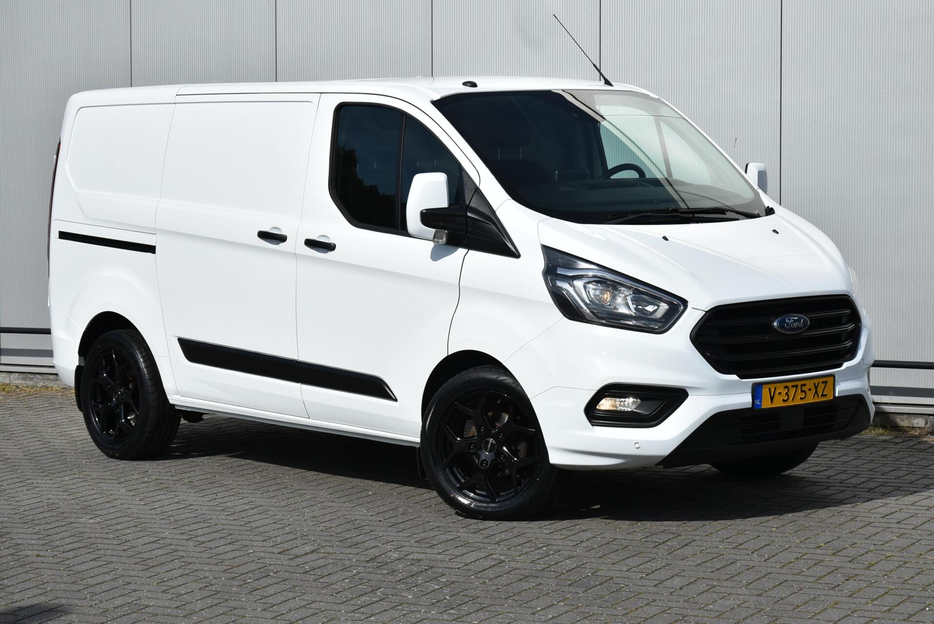 Ford Transit Custom 2.0 TDCI L1H1 Airco Navi Trekhaak Cruise 2019 - voorkant