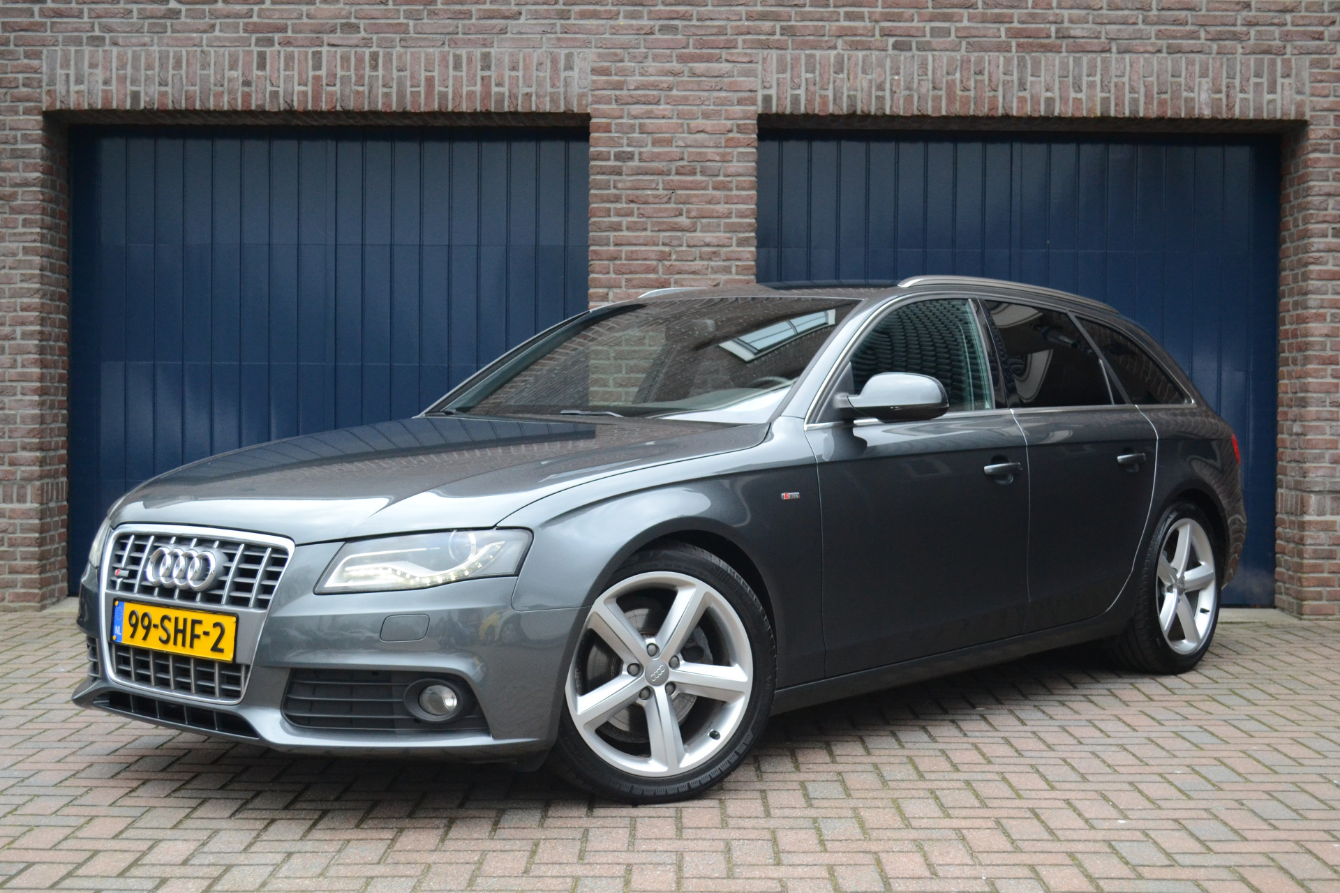 Audi Audi A4 1.8 TFSI Automaat Pro Line 2x S-Line 2011 - voorkant