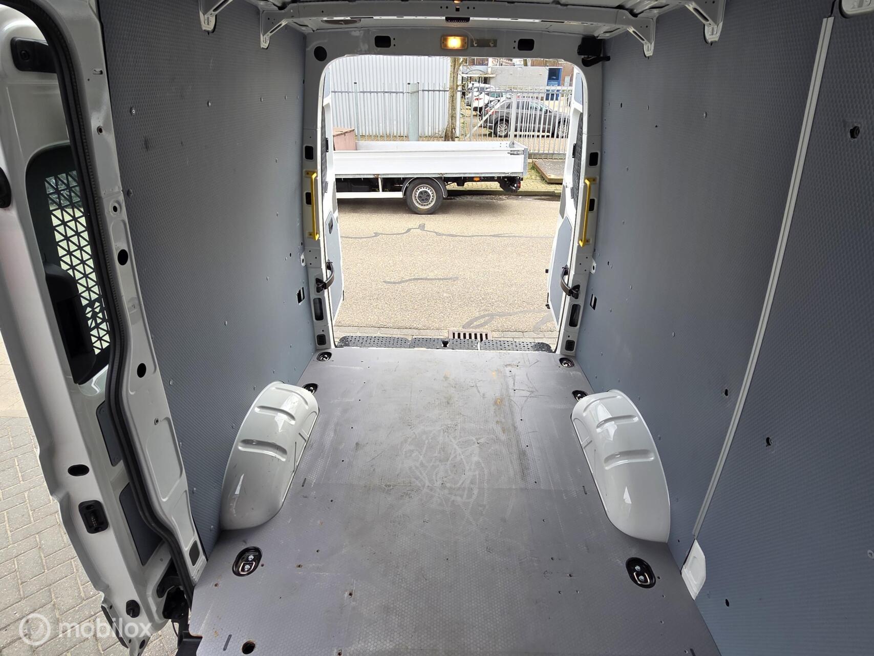 Foto van Volkswagen Crafter