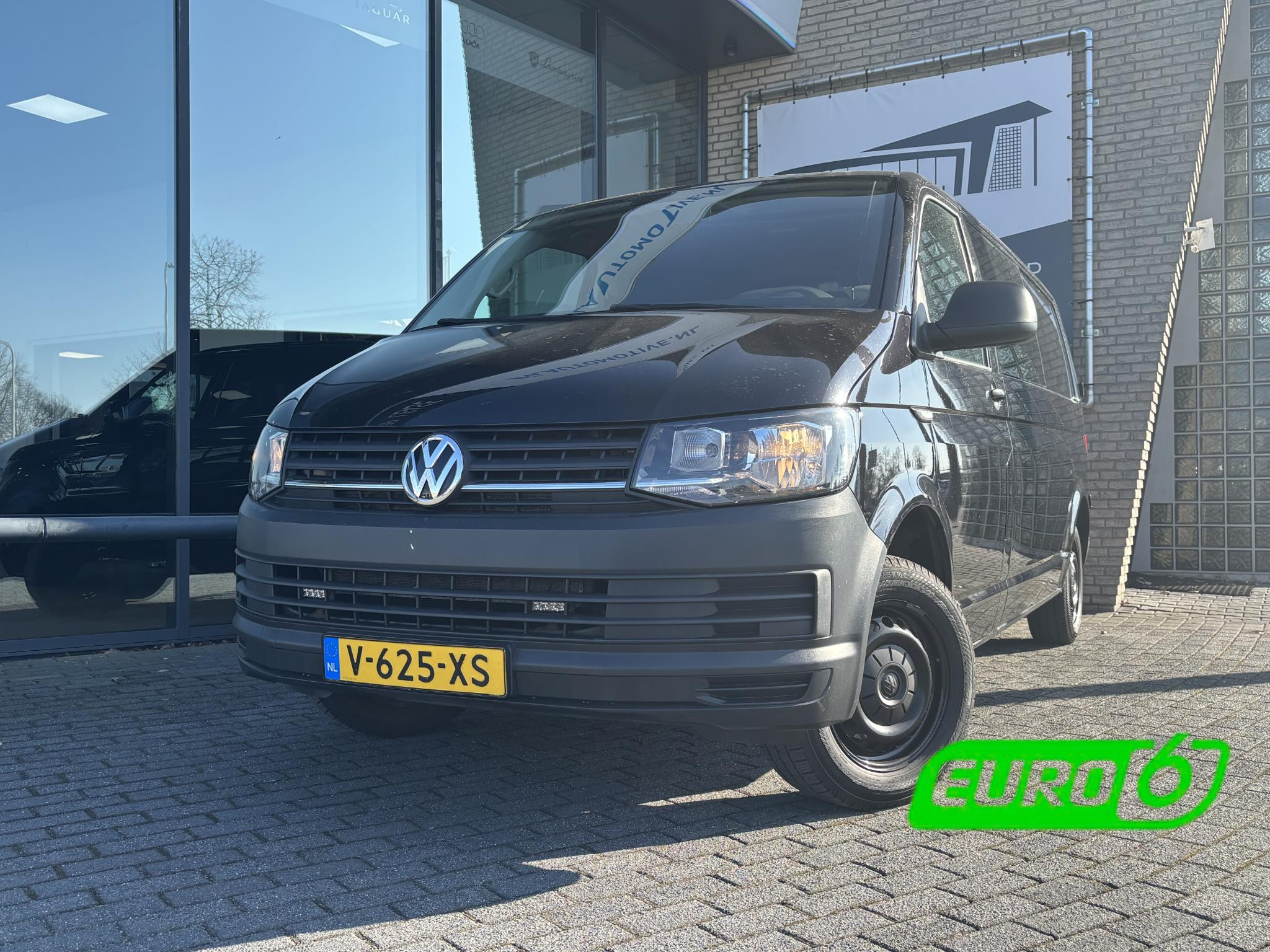Volkswagen Transporter 2.0 TDI L2H1 DC*MARGE*NAVI*CRUISE*A/C*TEL*BTW VRIJ 2019 - voorkant