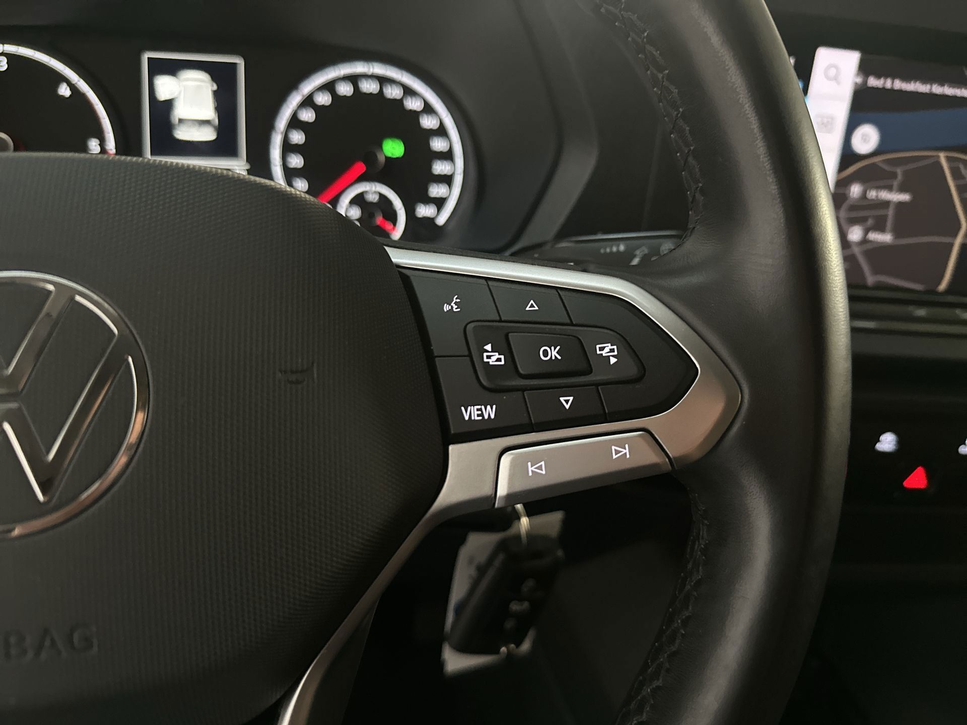 Foto van Volkswagen Caddy Modified Partition Wall