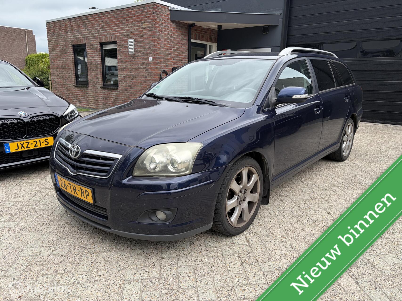 Toyota Toyota Avensis 2.0 VVTi Executive ONLY EXPORT 2007 - voorkant