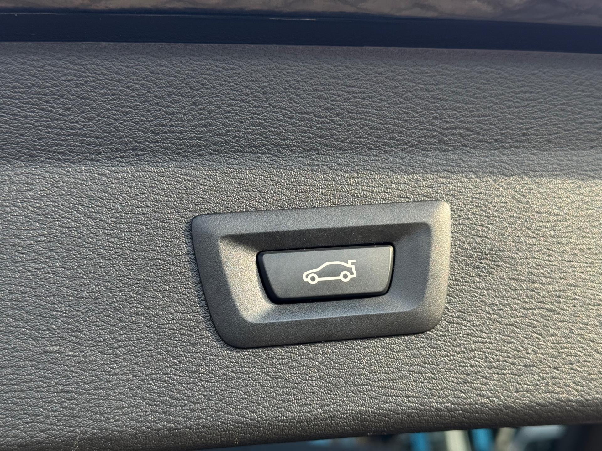 Foto van BMW X1 Xdrive25e