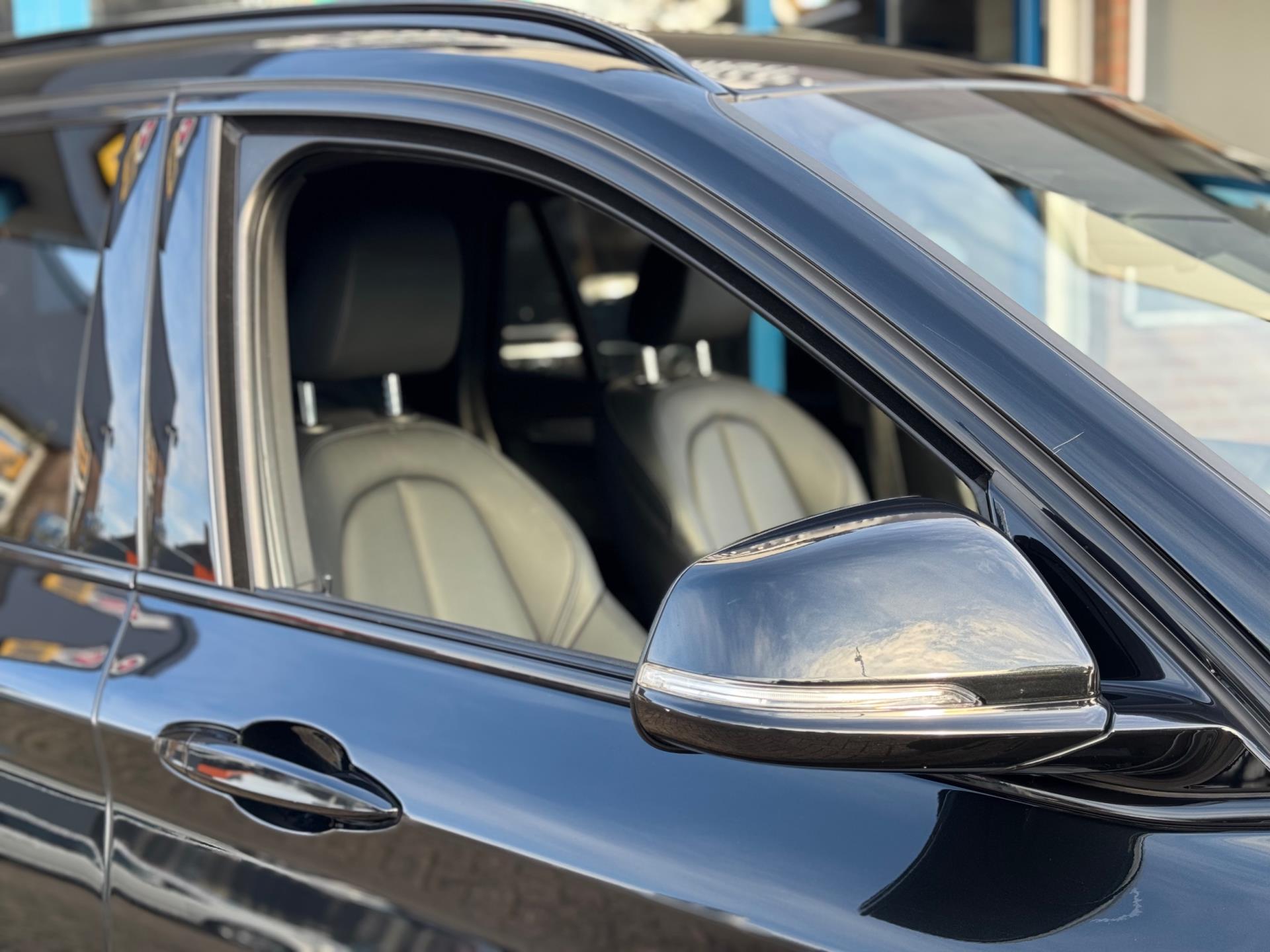 Foto van BMW X1 Xdrive25e