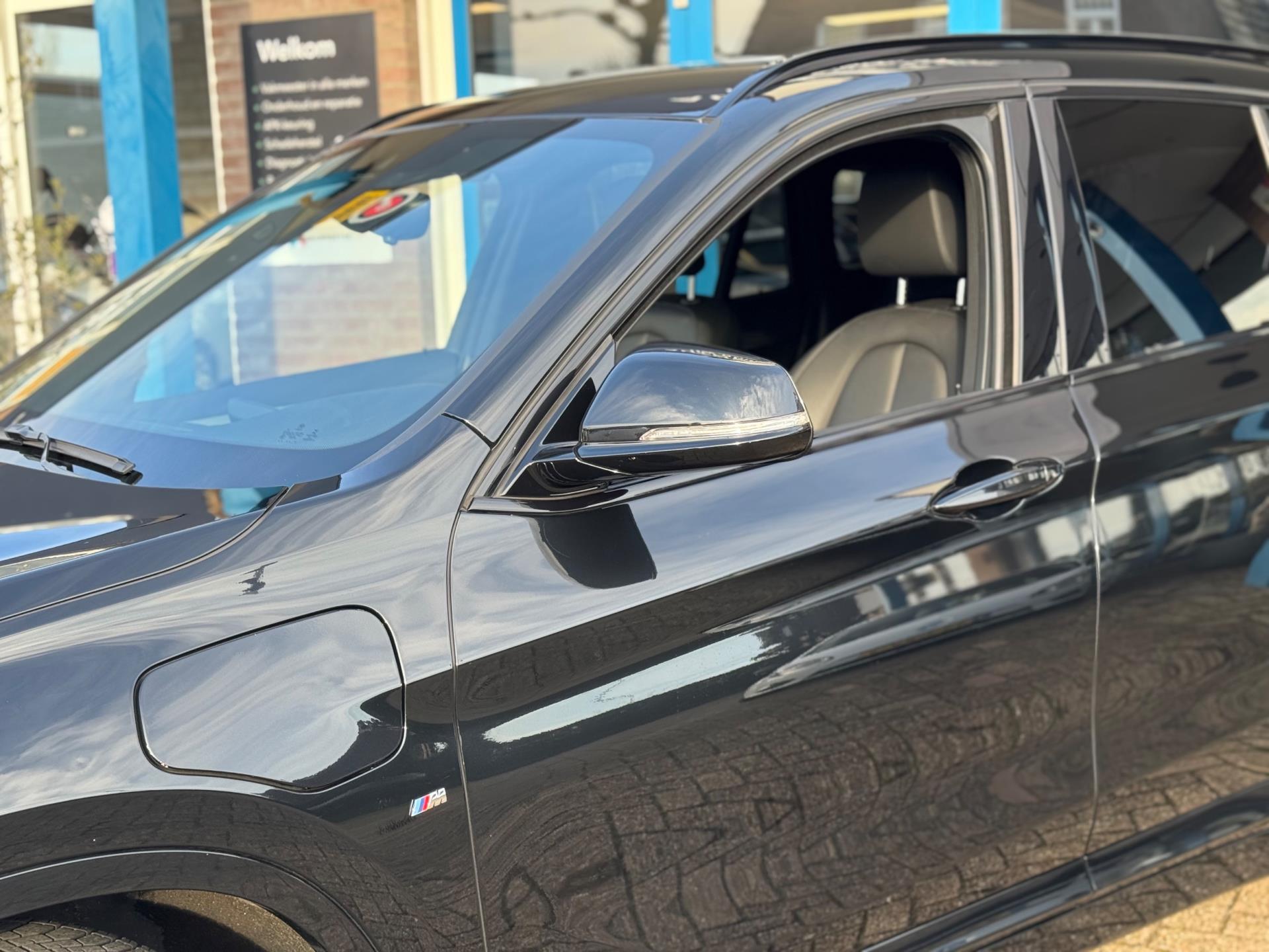 Foto van BMW X1 Xdrive25e