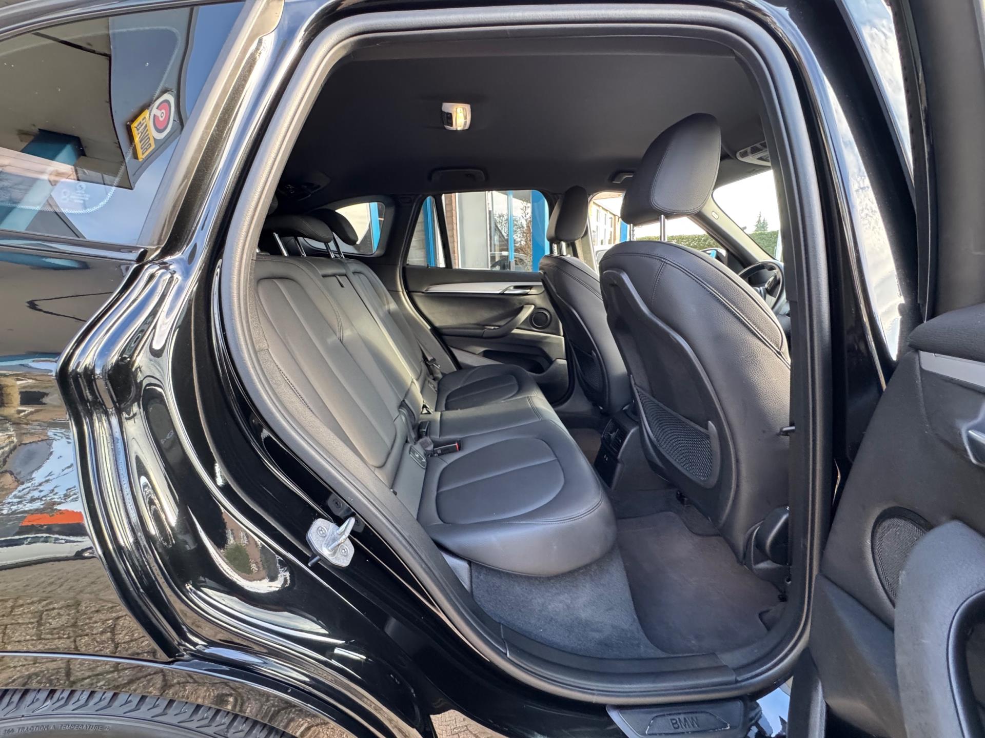 Foto van BMW X1 Xdrive25e