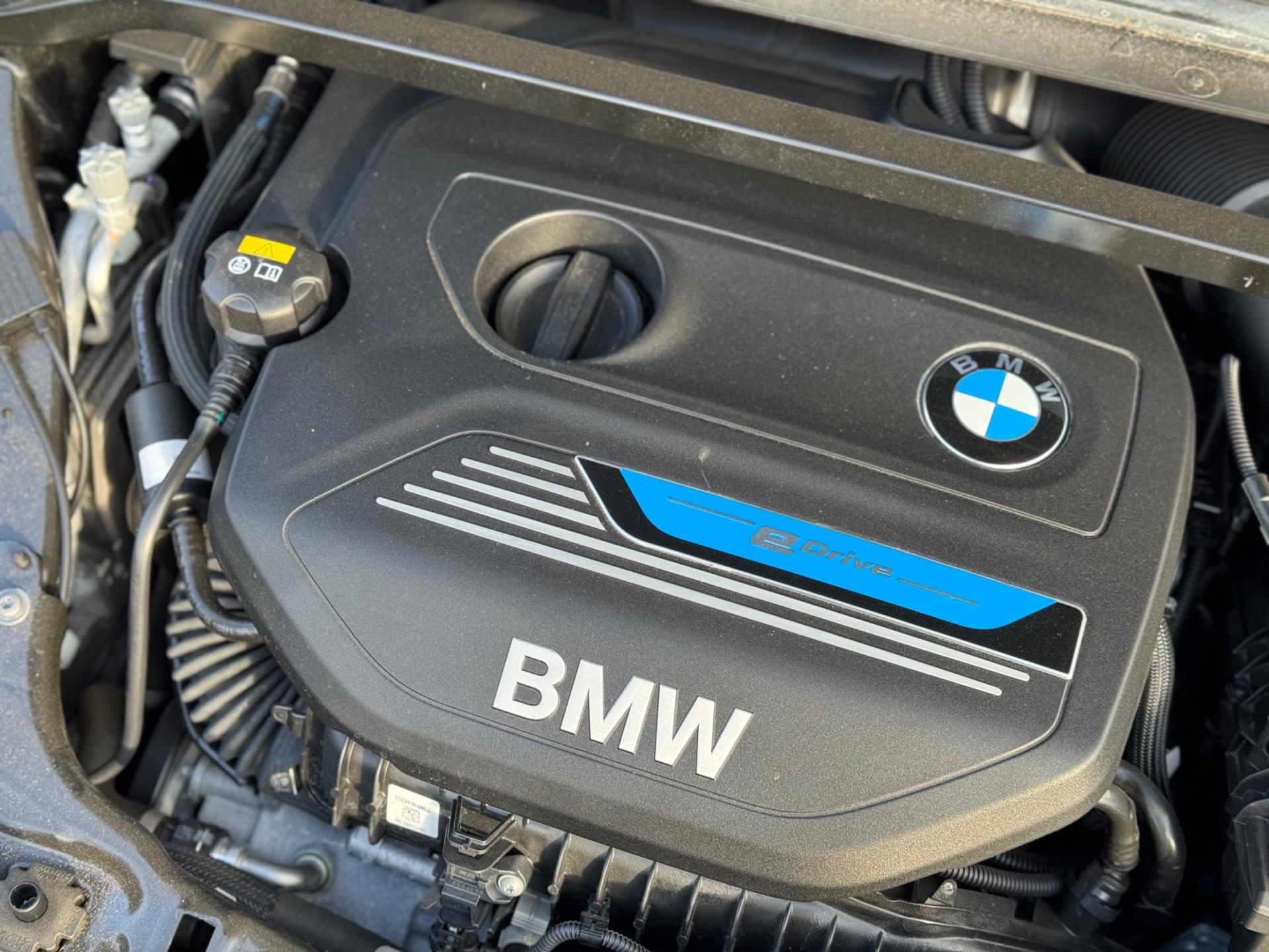 Foto van BMW X1 Xdrive25e