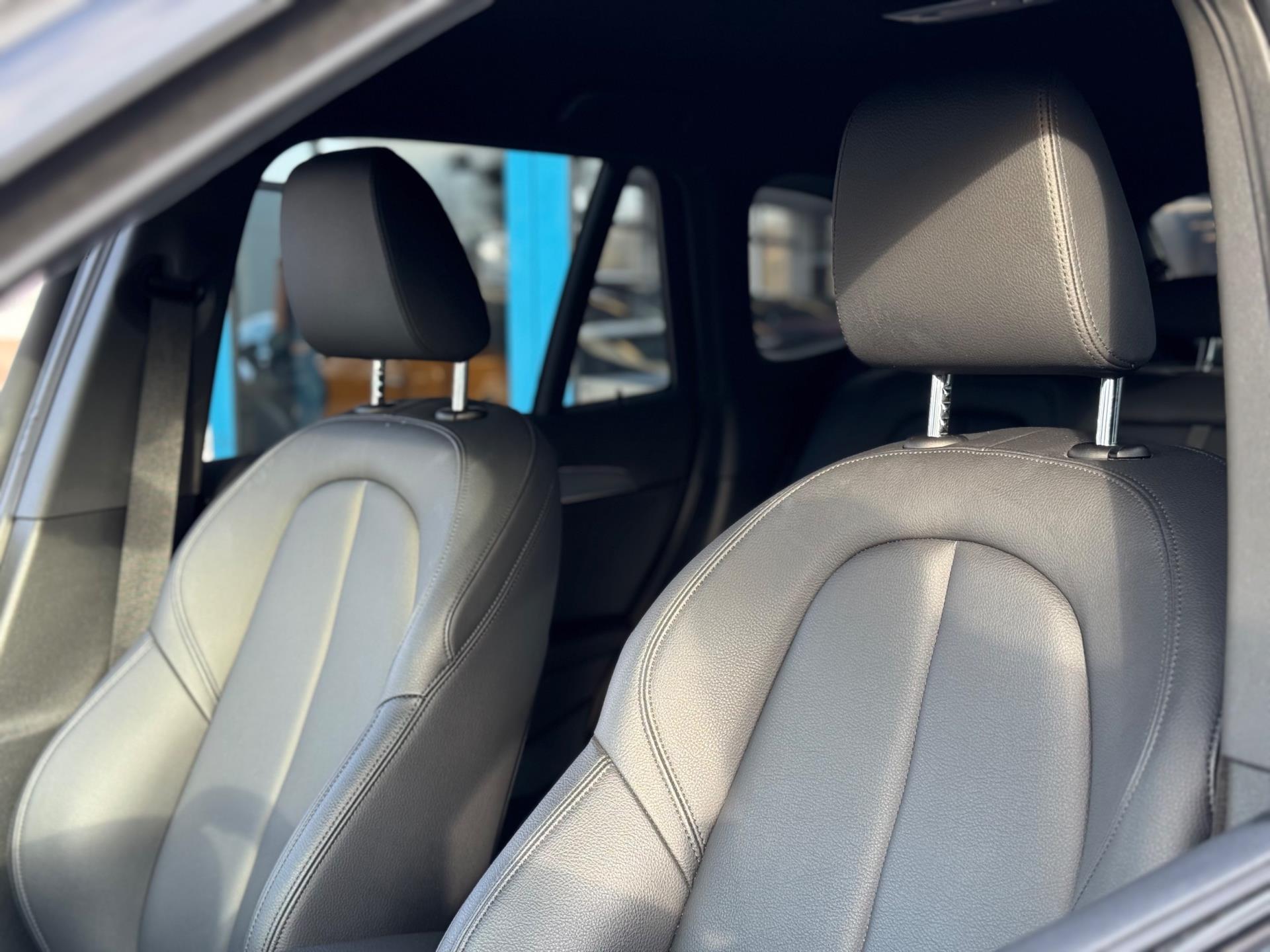 Foto van BMW X1 Xdrive25e