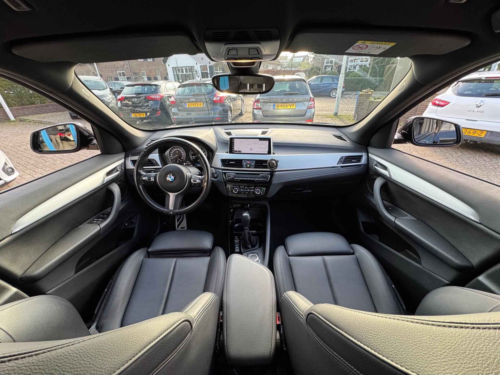 Foto van BMW X1 Xdrive25e